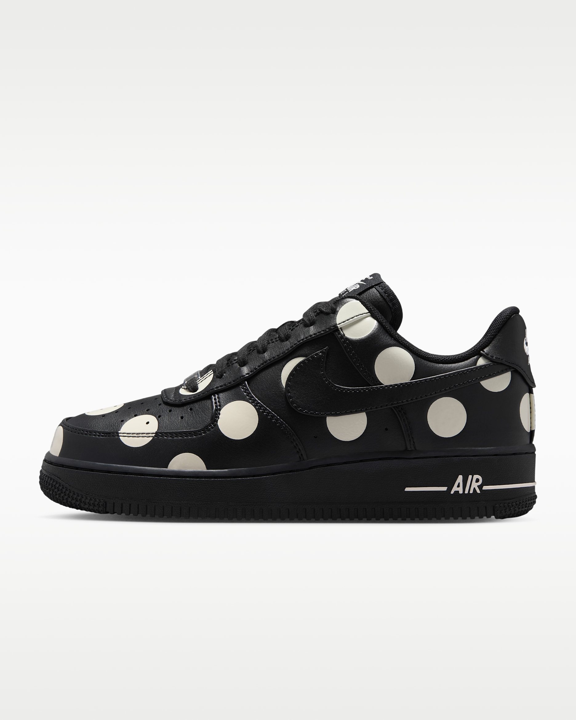 Tenis para mujer Nike Air Force 1 '07 - Negro/Vela/Negro