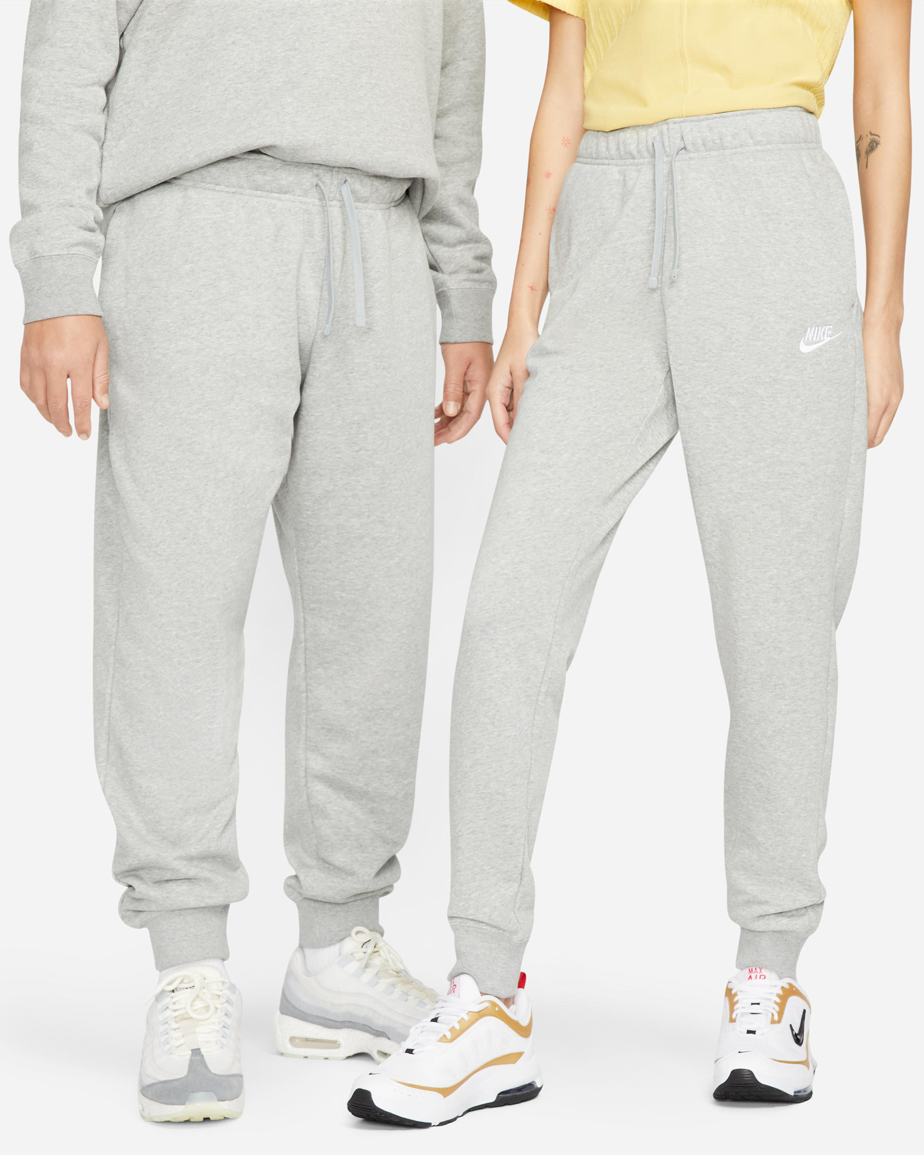 Joggers de tiro medio para mujer Nike Sportswear Club Fleece - Gris oscuro jaspeado/Blanco