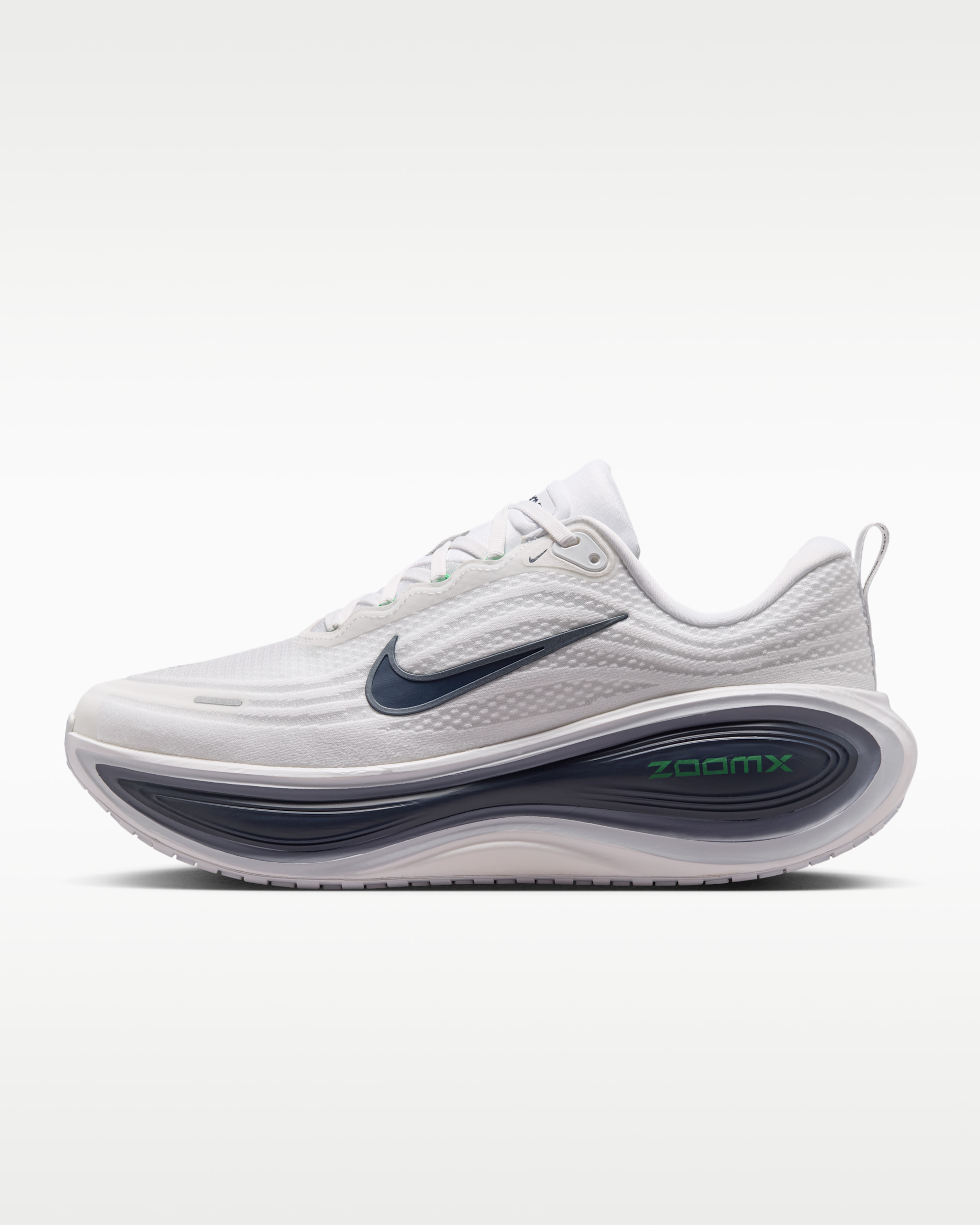Tenis de correr en pavimento para hombre (anchos) Nike Vomero Plus - Blanco/Verde chispa/Índigo mundial/Azul marino medianoche