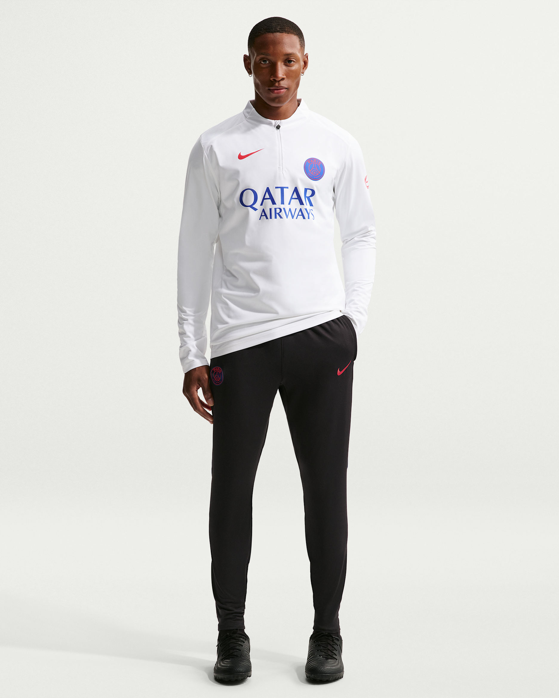 Paris Saint-Germain Strike Men's Nike Dri-FIT Football Knit Pants - Black/Global Red/Global Red