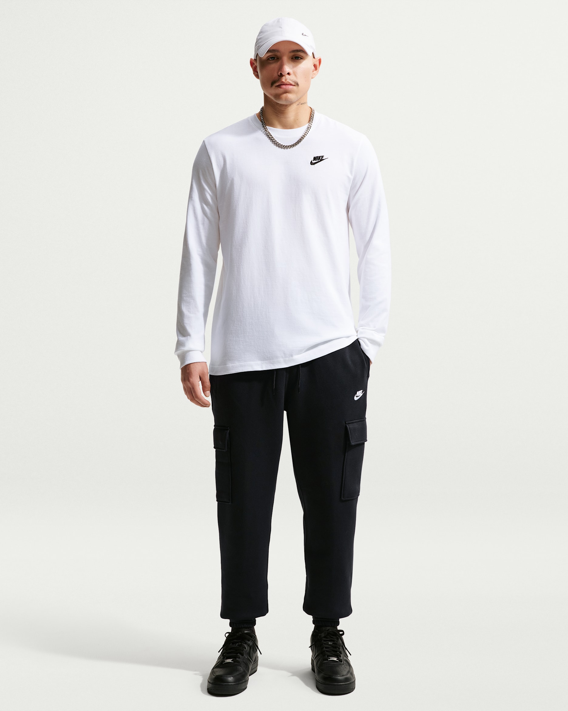 Nike Club Men's Fleece Cargo Pants - Black/Black/White