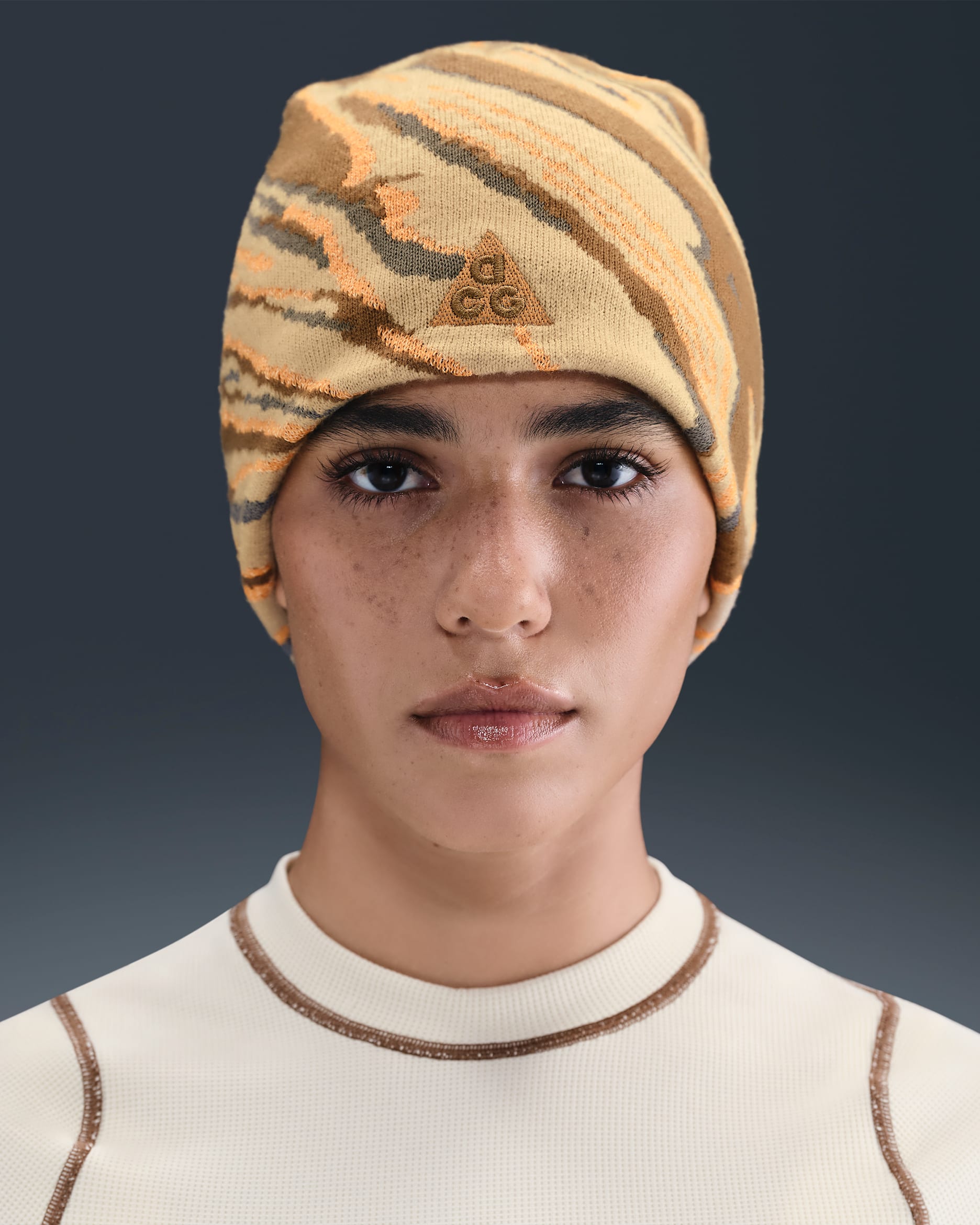 Nike ACG Peak 'Big Bend' beanie - Parachute Beige/Mosswood Brown