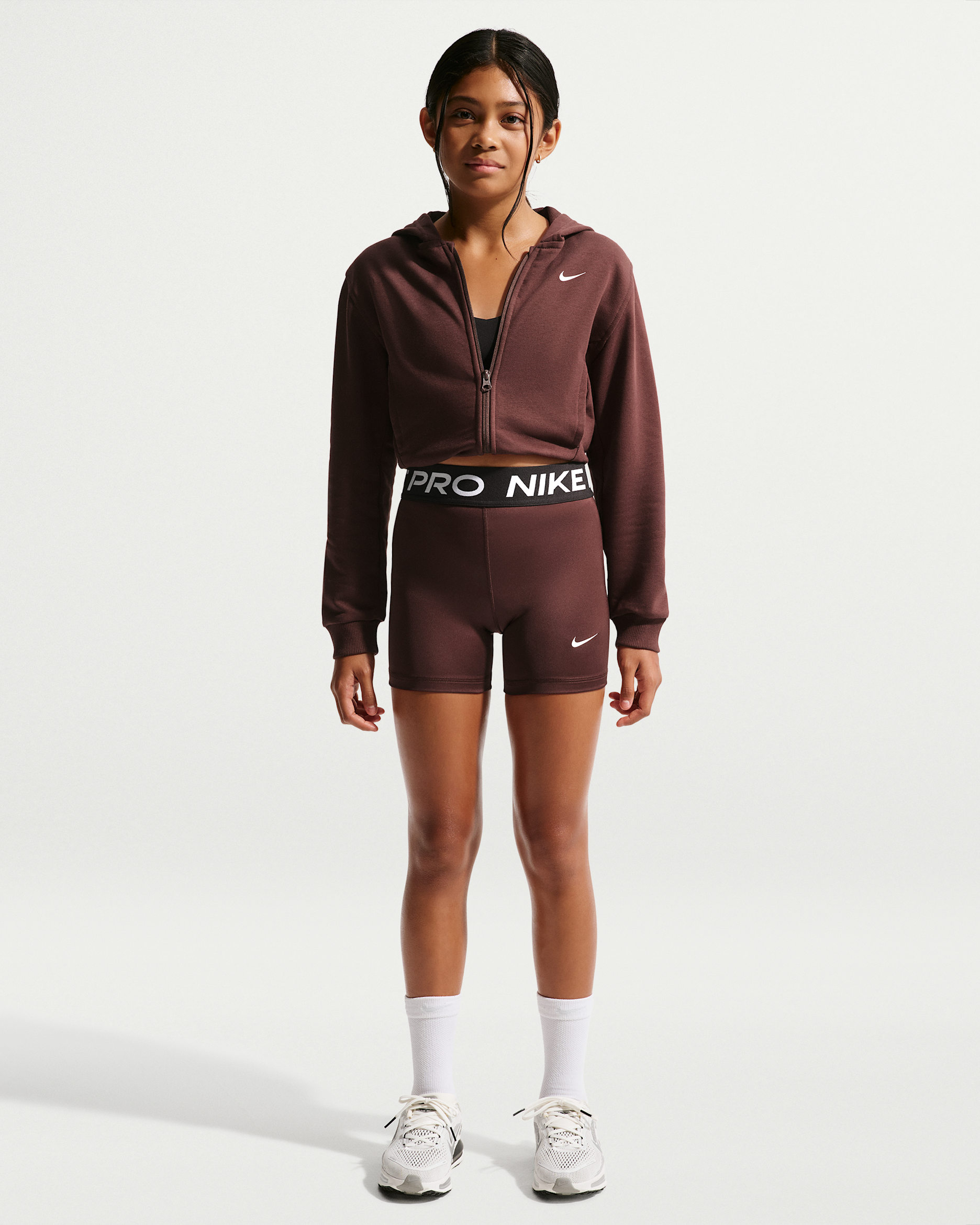 Shorts para niña Nike Pro - Dátil místico/Blanco