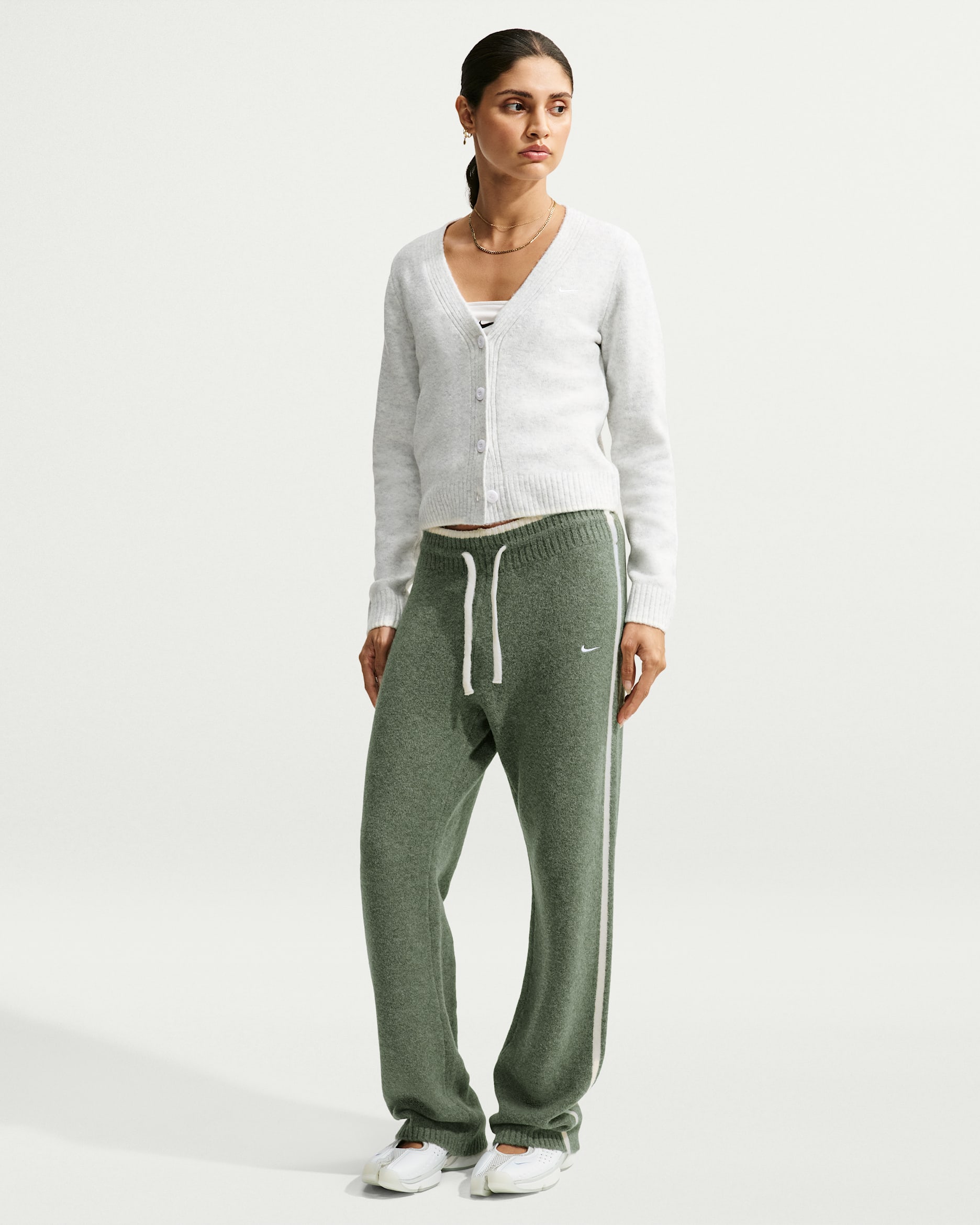 Nike Sportswear Chill Knit Women's Mid-Rise Pants - Camo Green/Heather/White/White