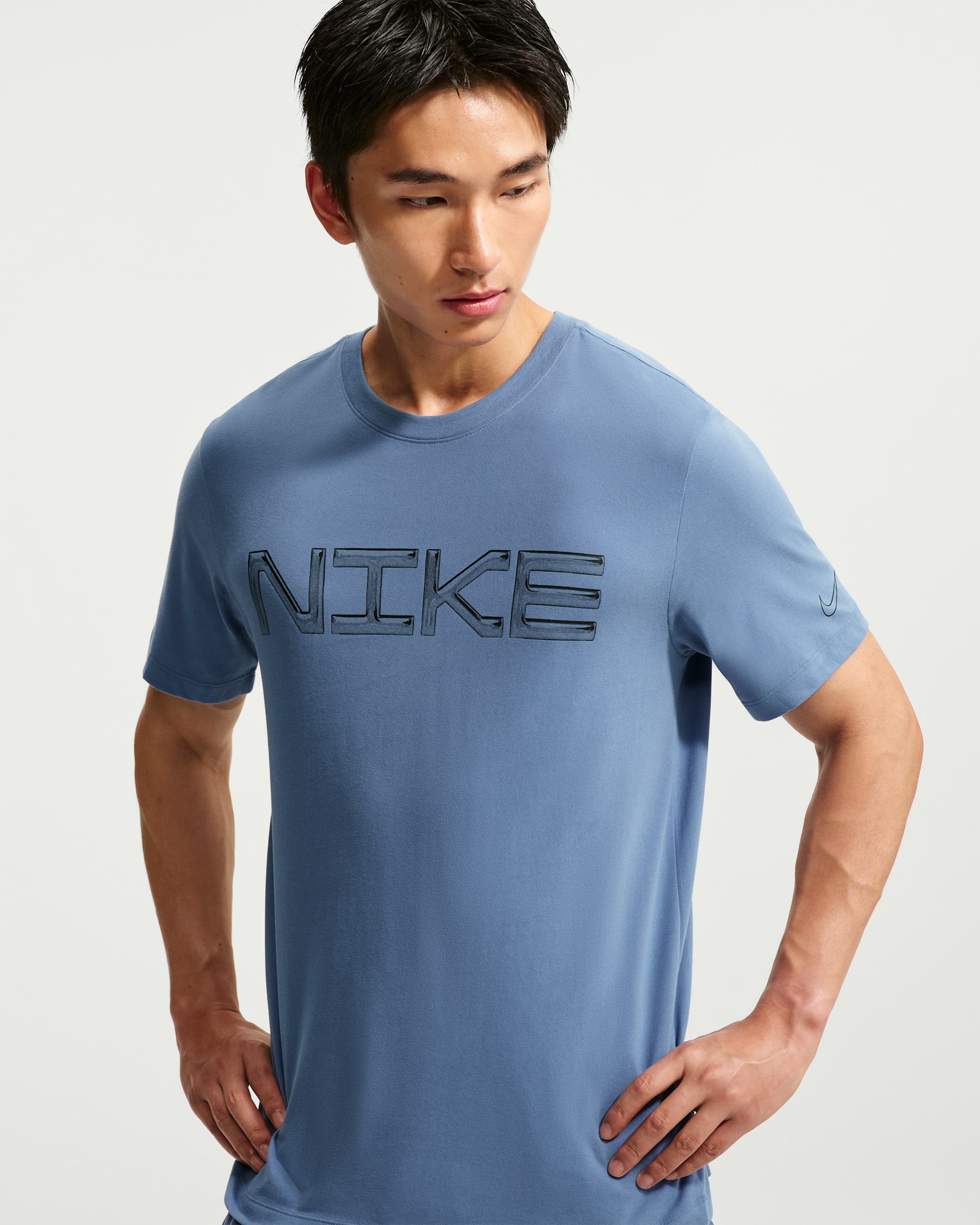 เสื้อยืดเทรนนิ่งผู้ชาย Dri-FIT Nike - Indigo Storm/ดำ