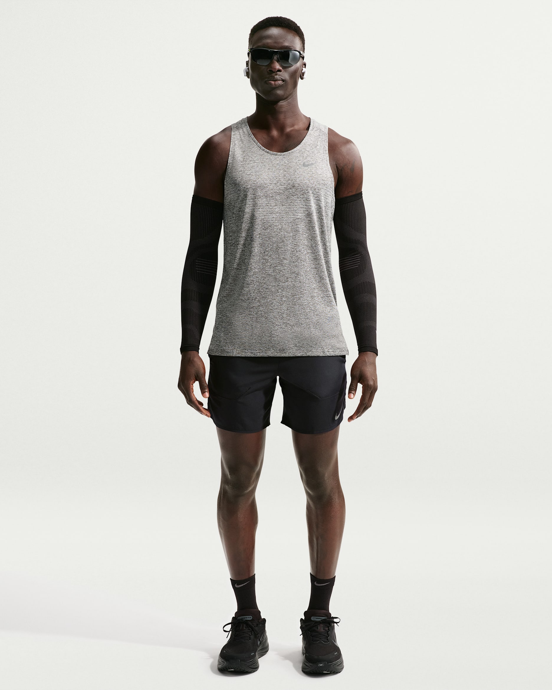 Nike Stride Men's Dri-FIT 18cm (approx.) Brief-Lined Running Shorts - Black/Black