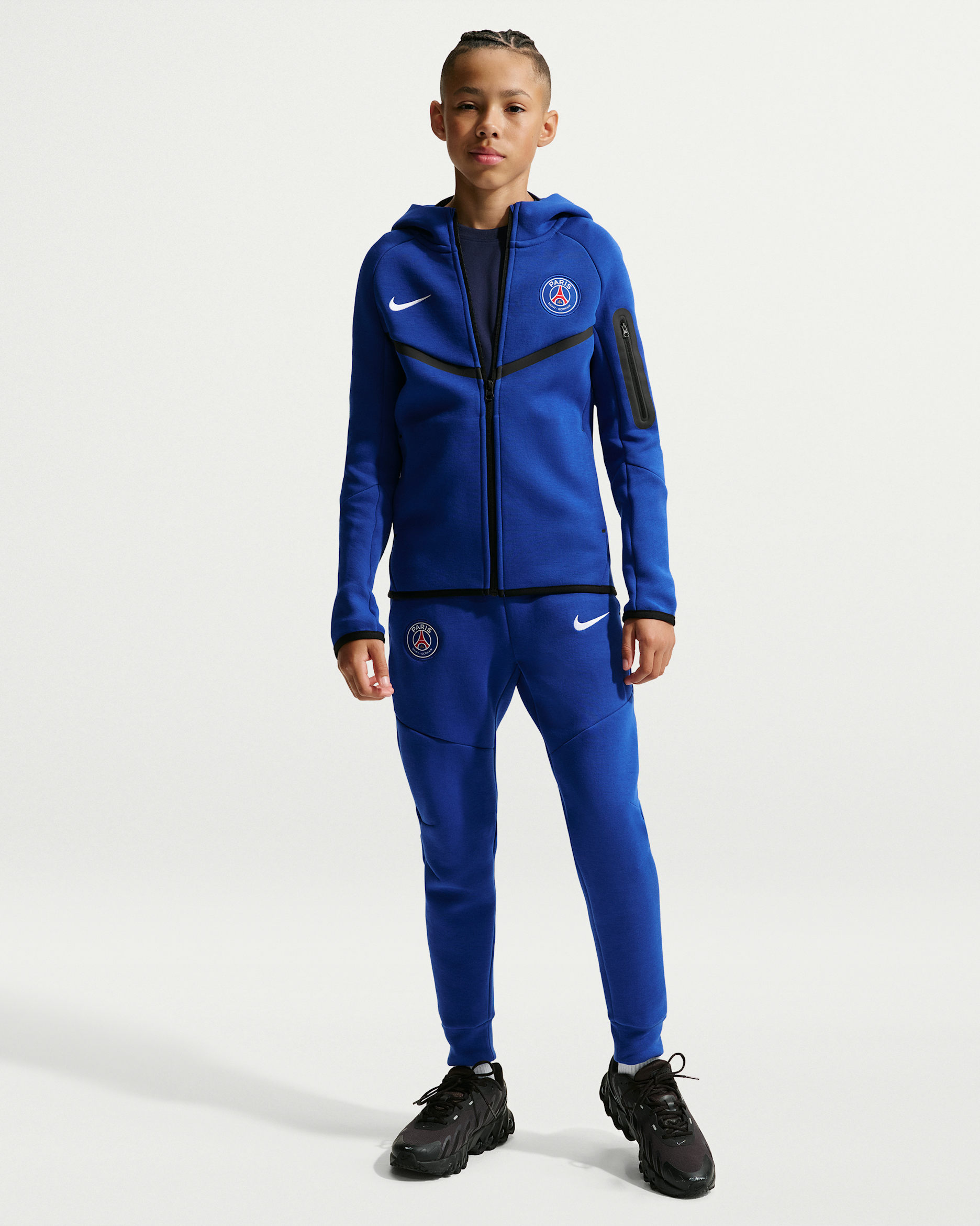 Paris Saint-Germain Tech Fleece Older Kids' (Boys') Nike Football Joggers - Old Royal/White