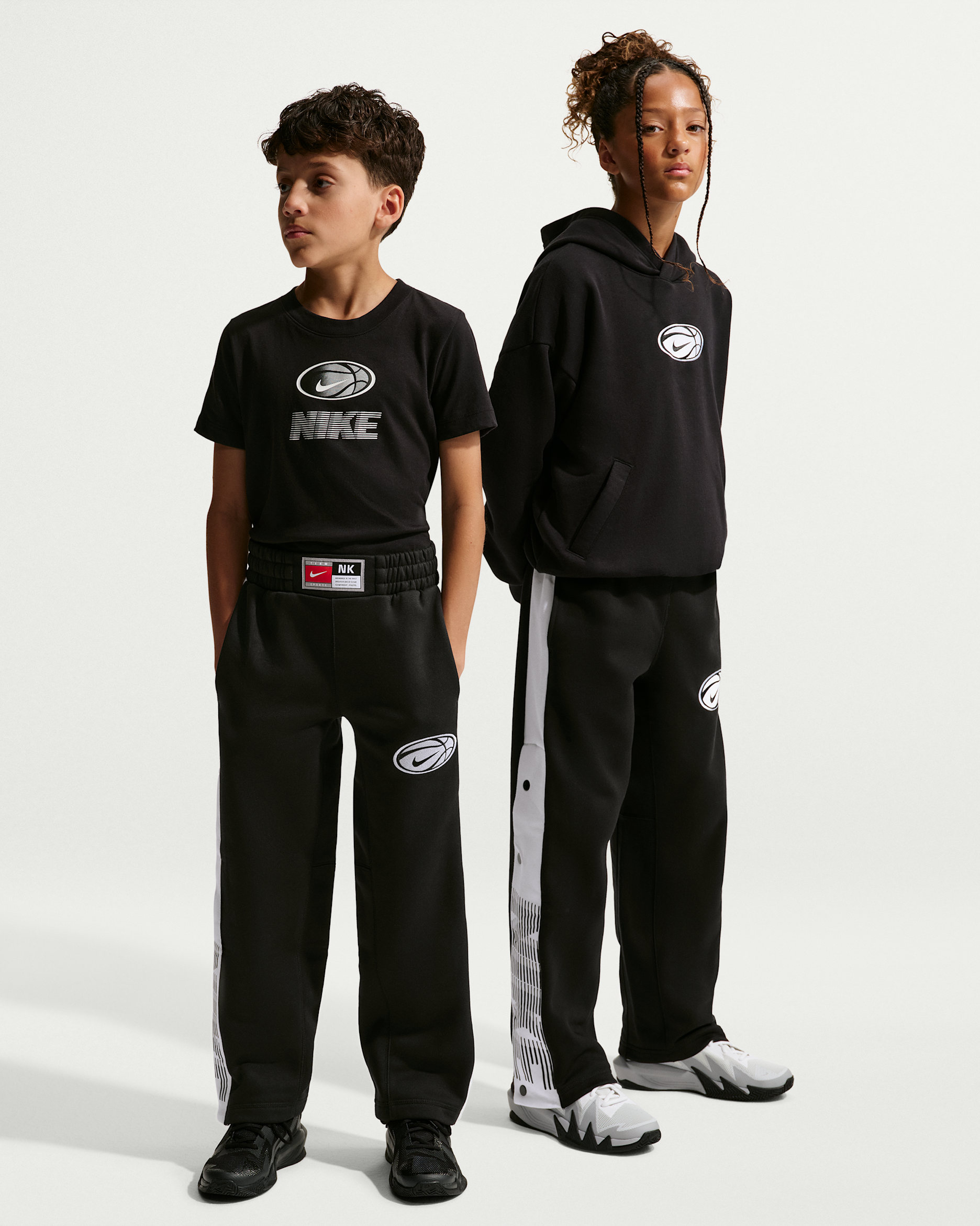 Nike Older Kids' Basketball Trousers - Black/White/White