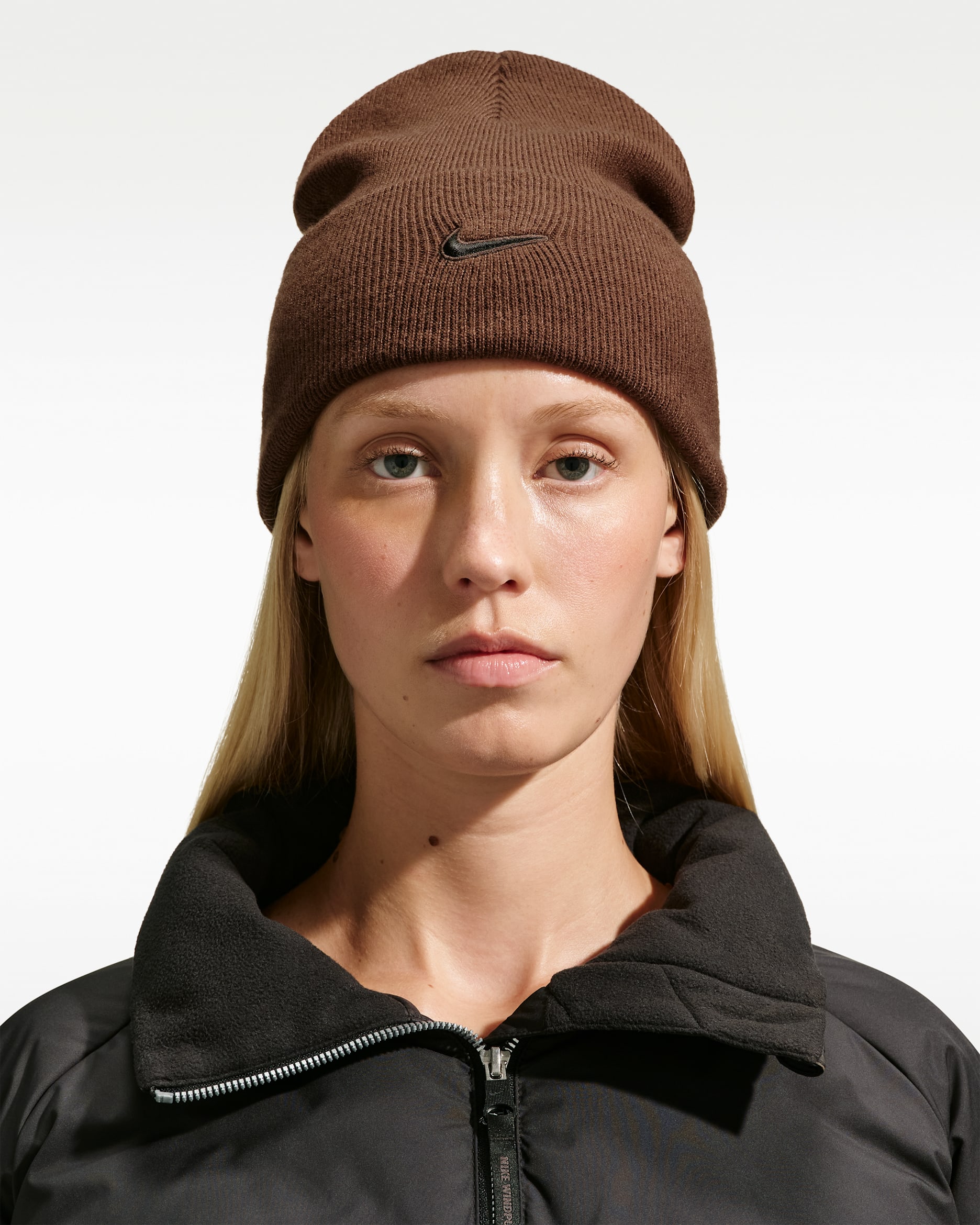 Nike Peak Swoosh Beanie - Cacao Wow/Black
