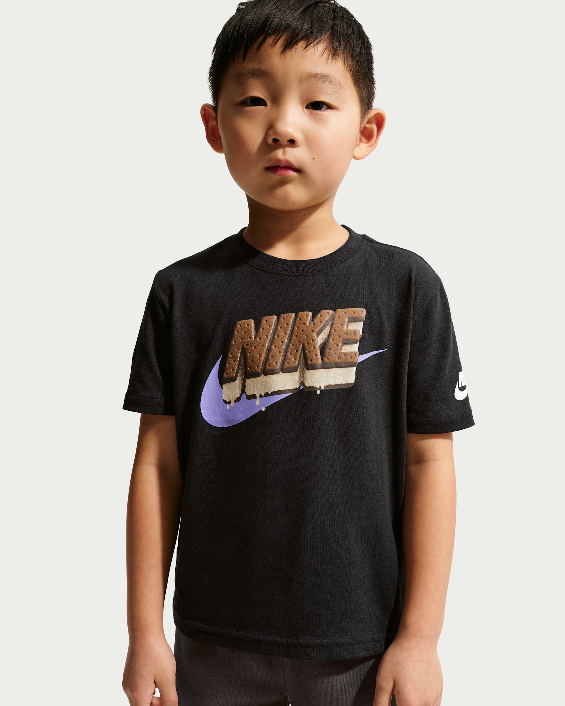 Playera Ice Cream Sandwich para niños talla pequeña Nike - Negro