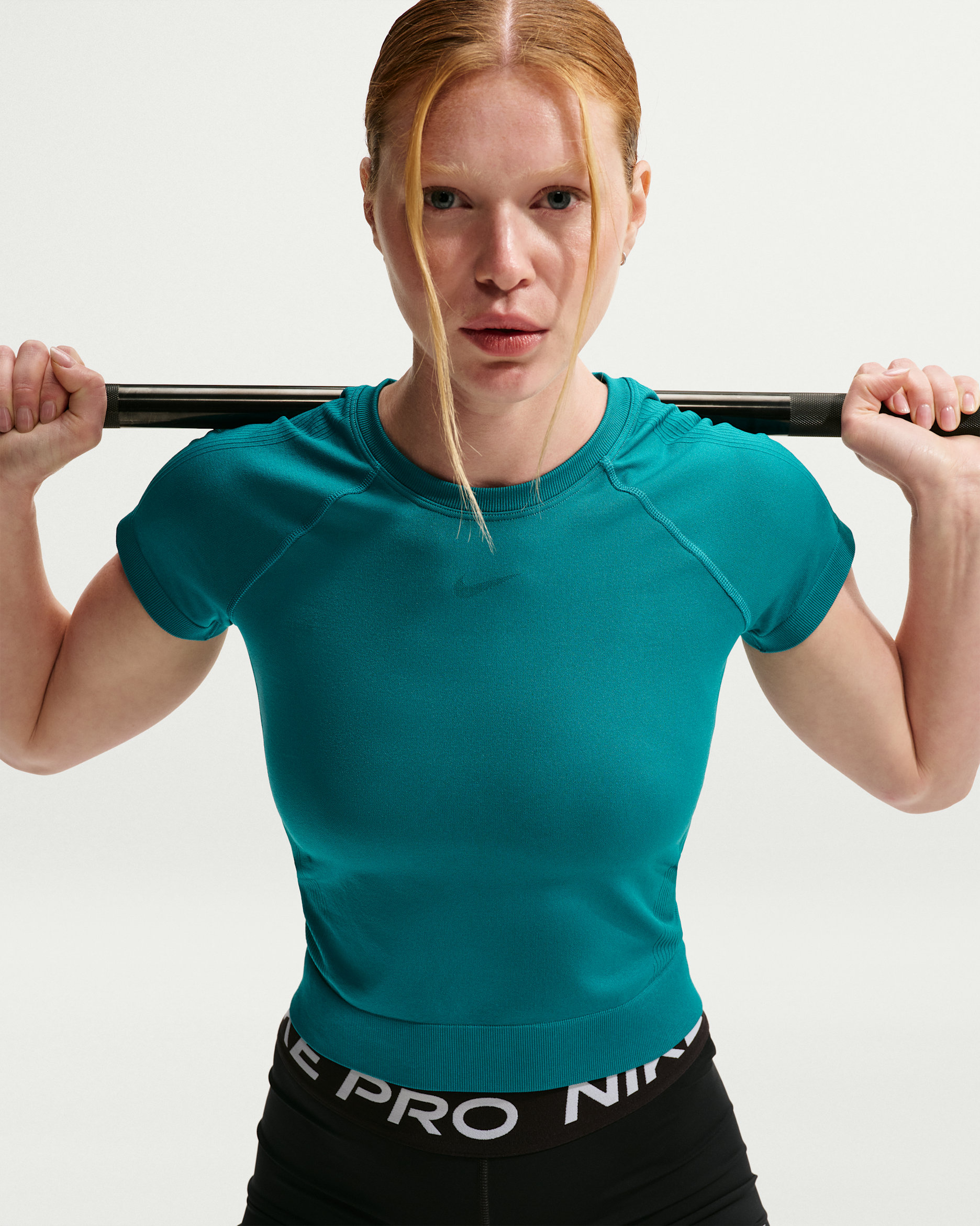 Nike Pro Seamless Women's Dri-FIT T-Shirt - Bright Spruce