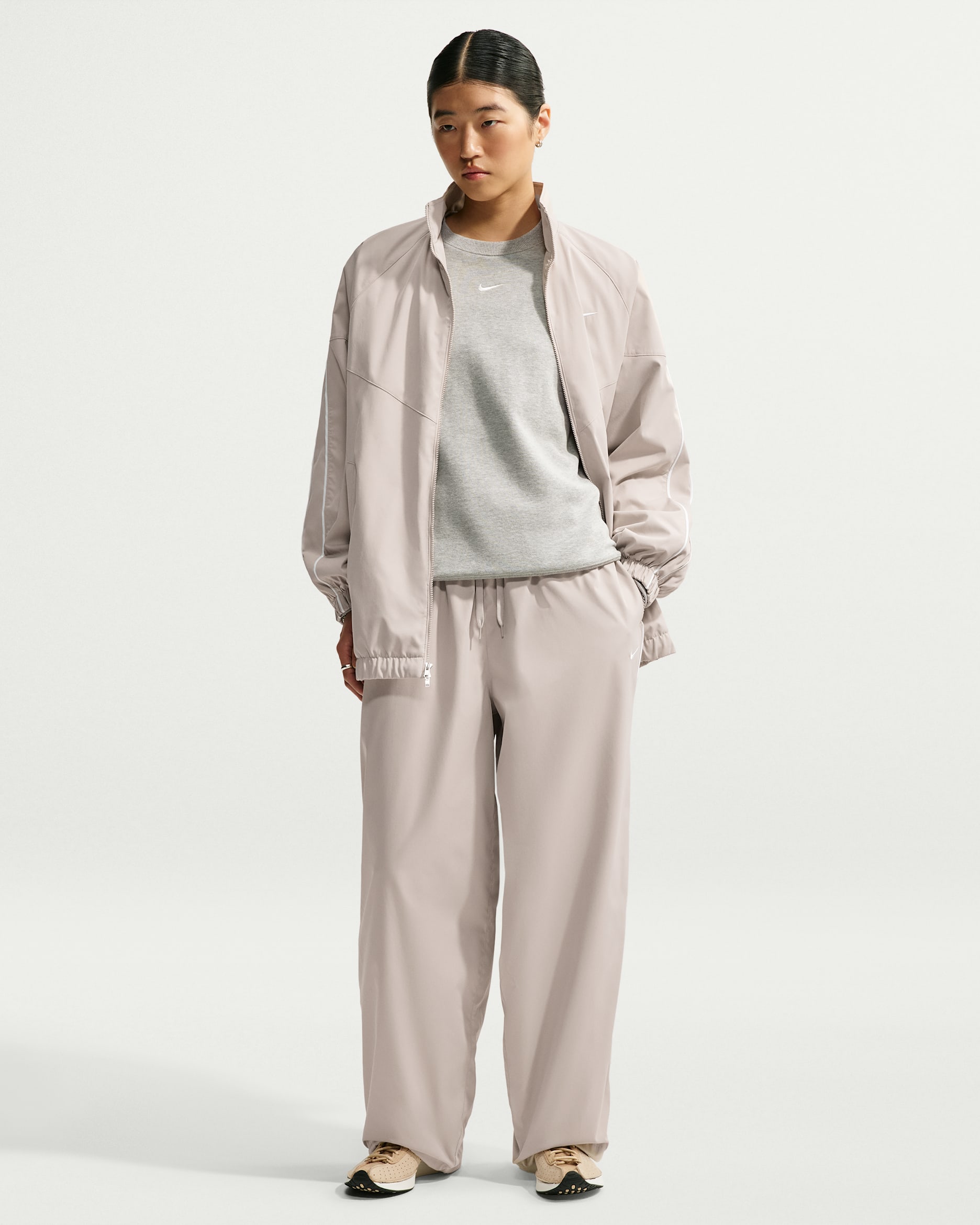 Nike Sportswear Women's Loose High-Waisted Tracksuit Bottoms - Cream II/White/White