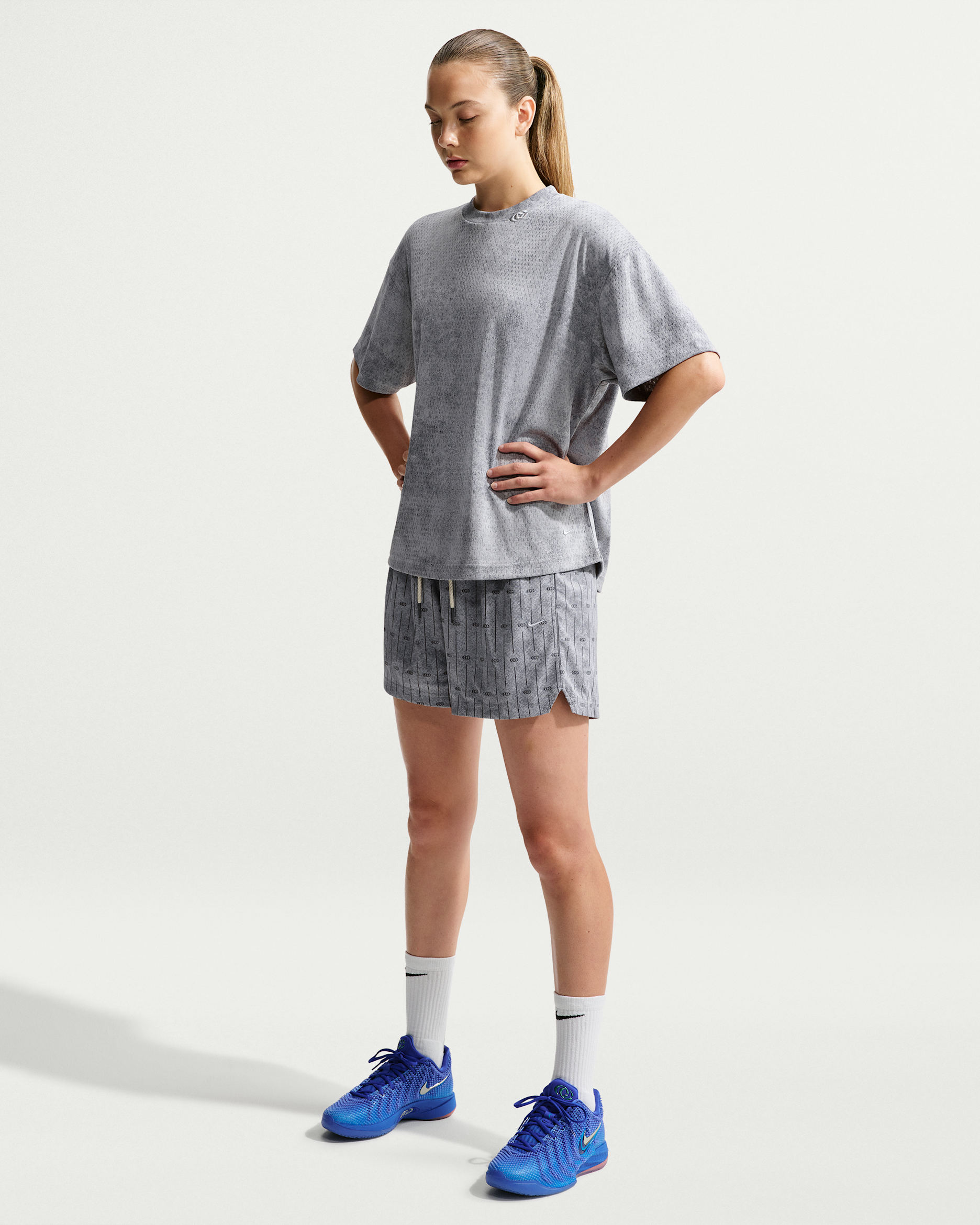 Shorts de básquetbol de malla Dri-FIT de 13 cm para mujer Caitlin Standard Issue - Gris lobo/Gris lobo
