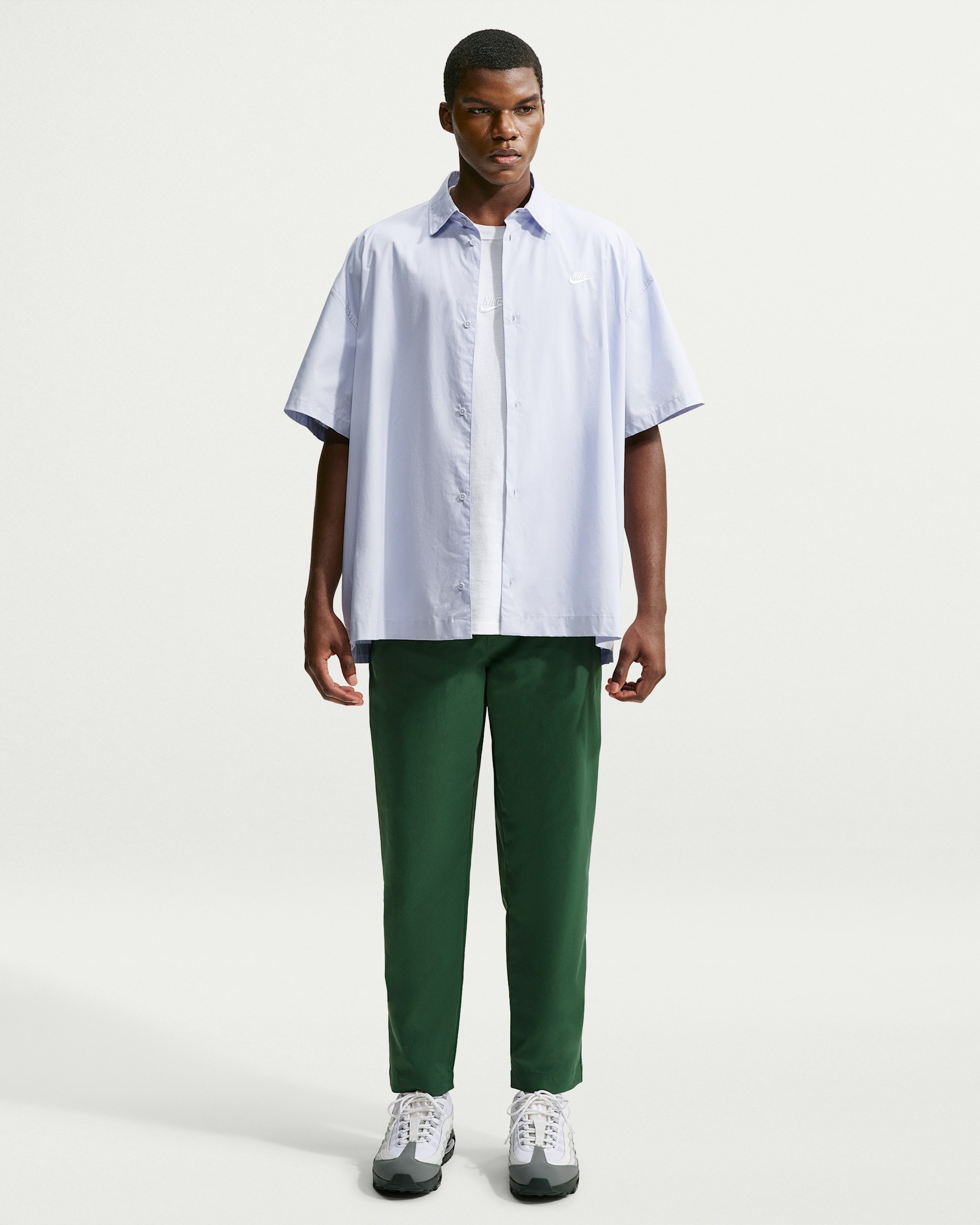 Nike Club Men's Woven Tapered Pants - Fir/White