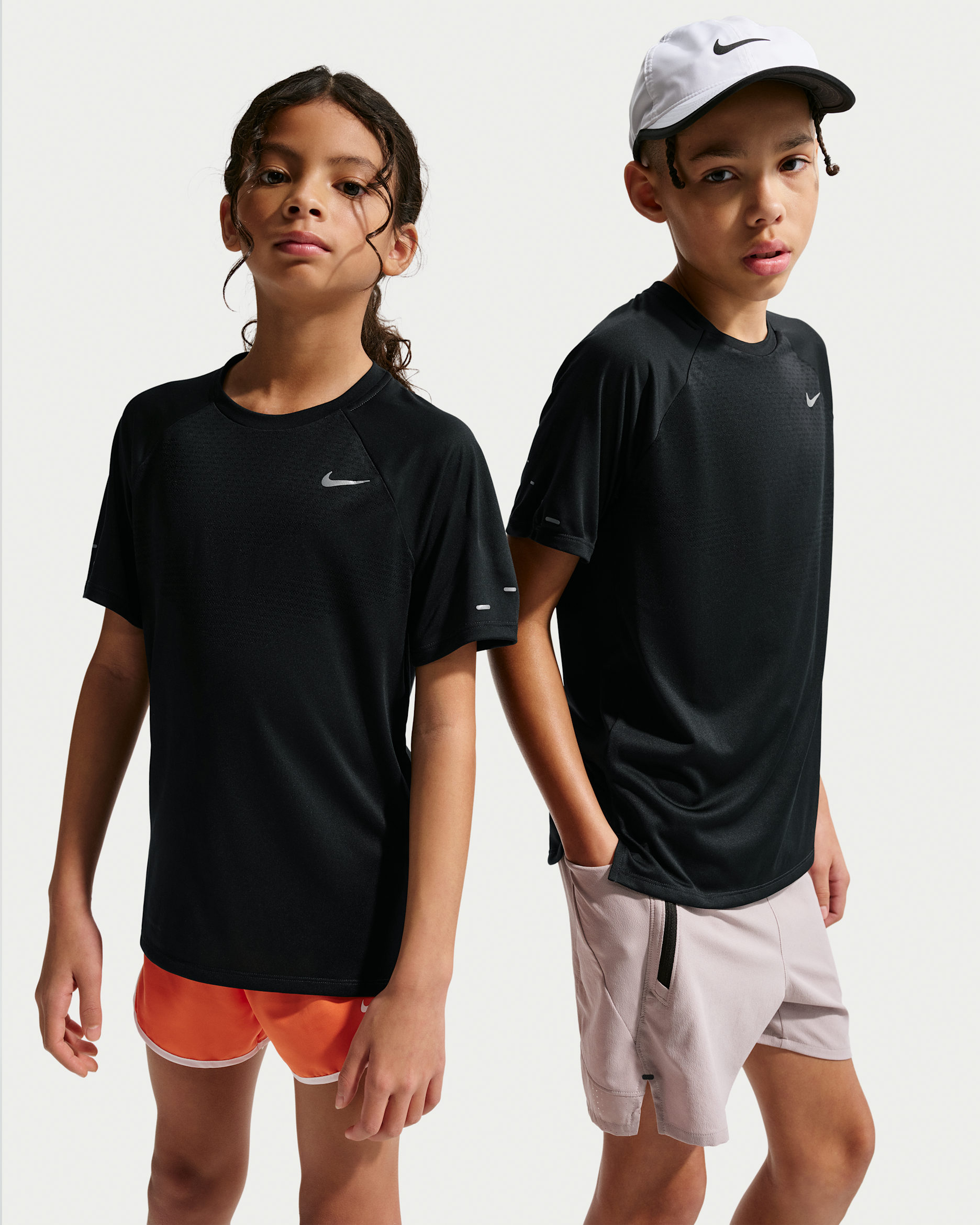 Nike Stride Big Kids' Dri-FIT Short-Sleeve Top - Black