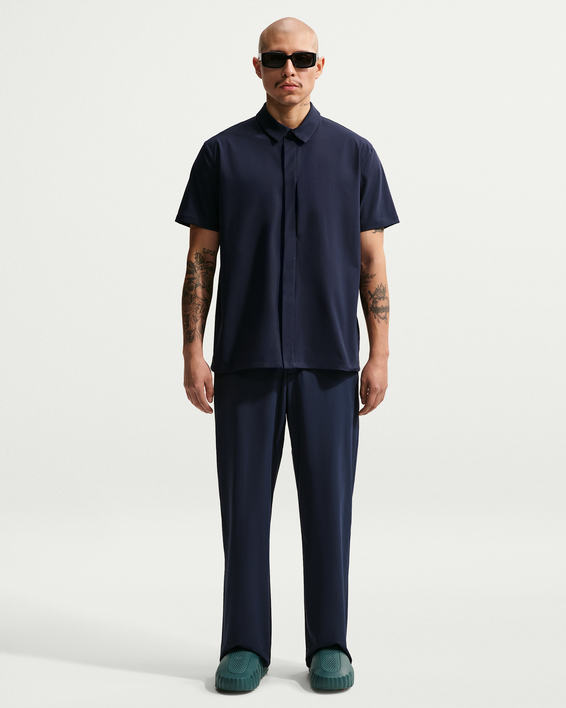 Nike 24.7 PerfectStretch Men's Dri-FIT Loose-Fit Chino Trousers - Obsidian/Dark Obsidian