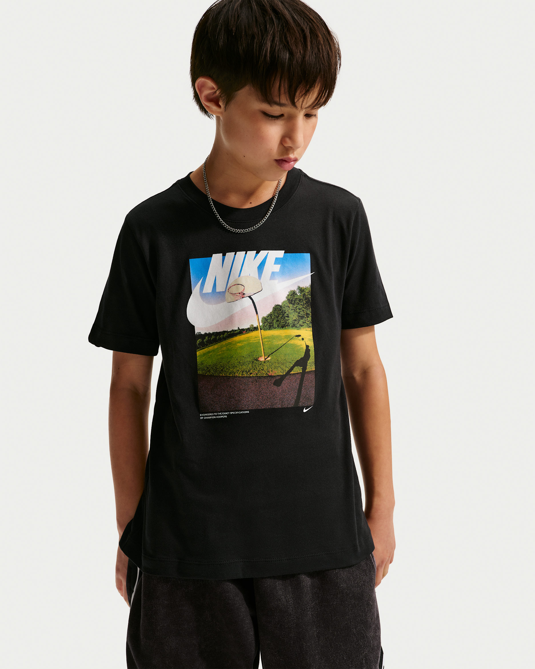 Nike Sportswear Older Kids' T-Shirt - Black