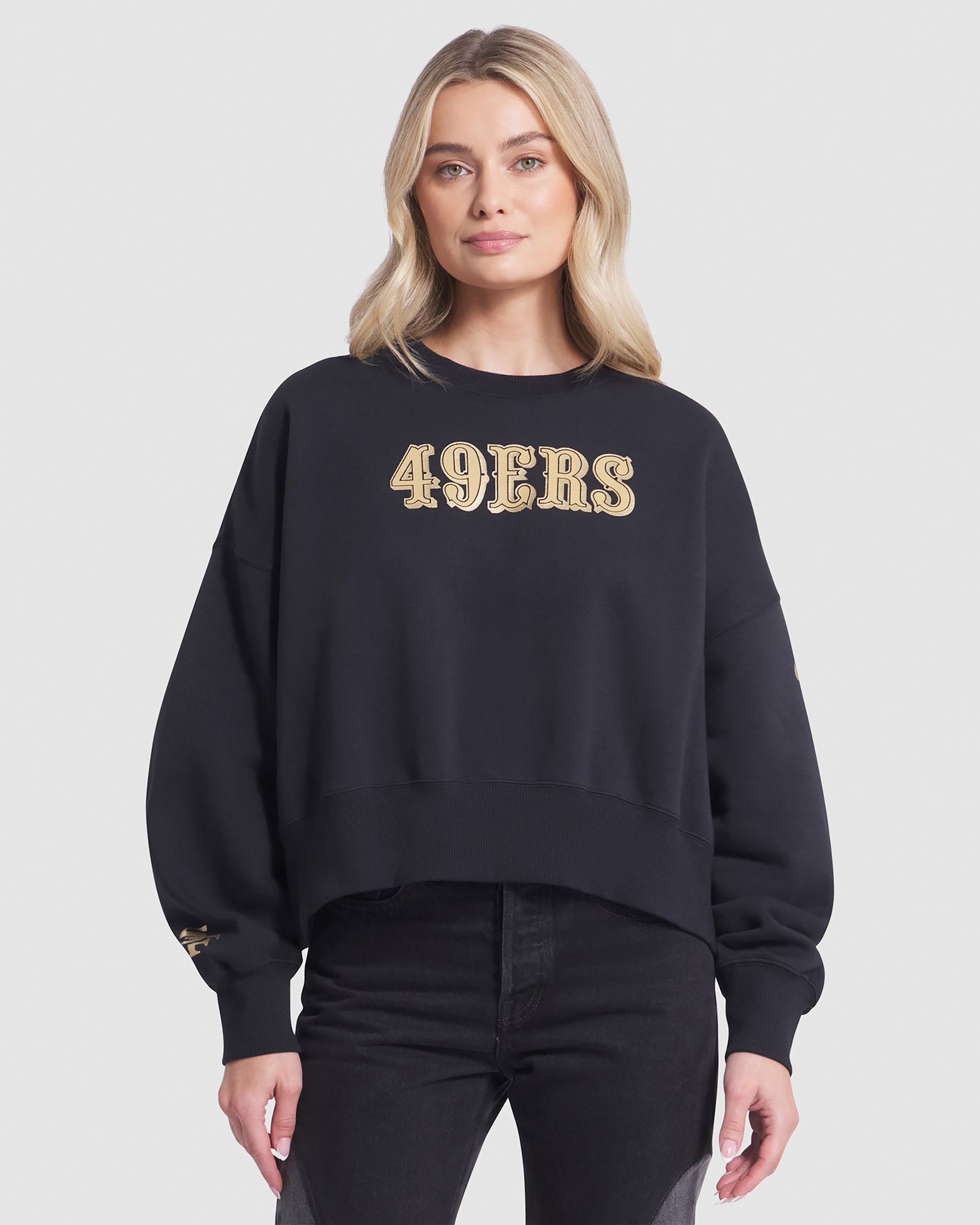 Sudadera de cuello redondo sin cierre Nike de la NFL para mujer San Francisco 49ers Rivalries Collection Oversized - Negro