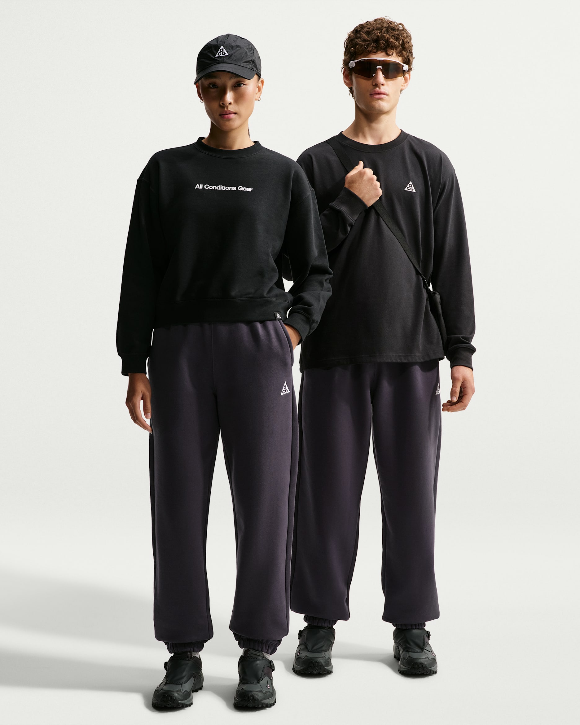 ACG Tuff Fleece Pants - Gridiron/Summit White