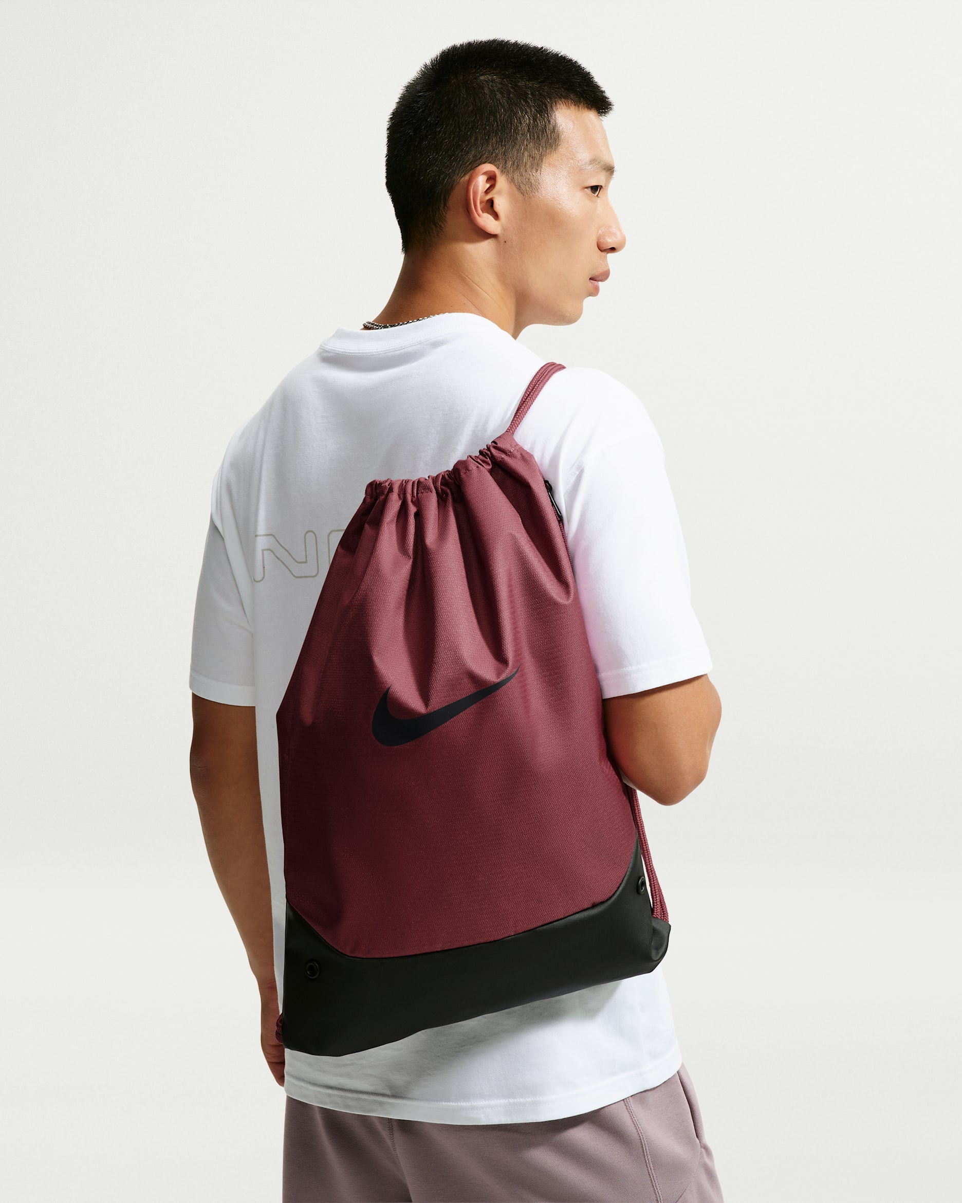Nike Brasilia Drawstring Bag (18L) - Pink Smoke/Black/Gridiron