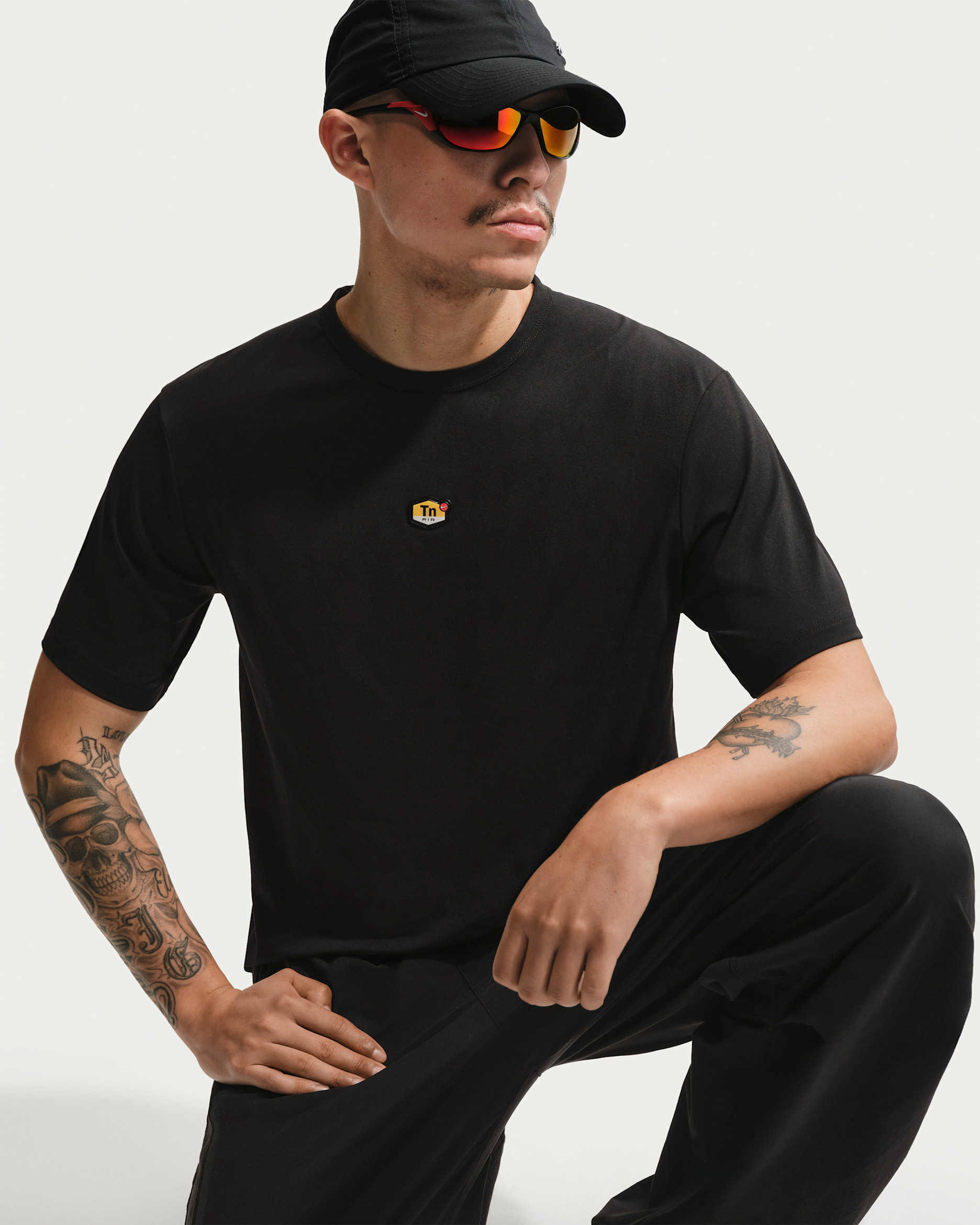 Pánské tričko Nike Sportswear Tuned Air - Černá/Bílá