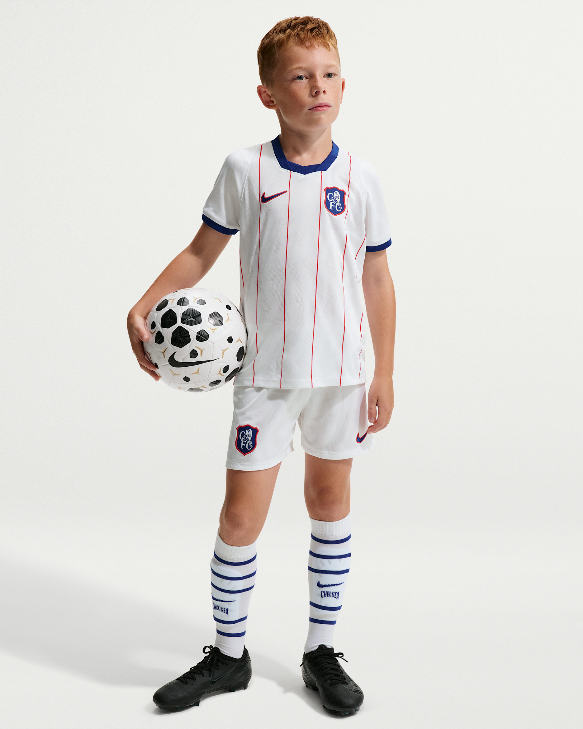 Chelsea F.C. 2026/27 Stadium Third Younger Kids' Nike Football Replica 3-Piece Kit - White/Rush Blue/Global Red/Rush Blue