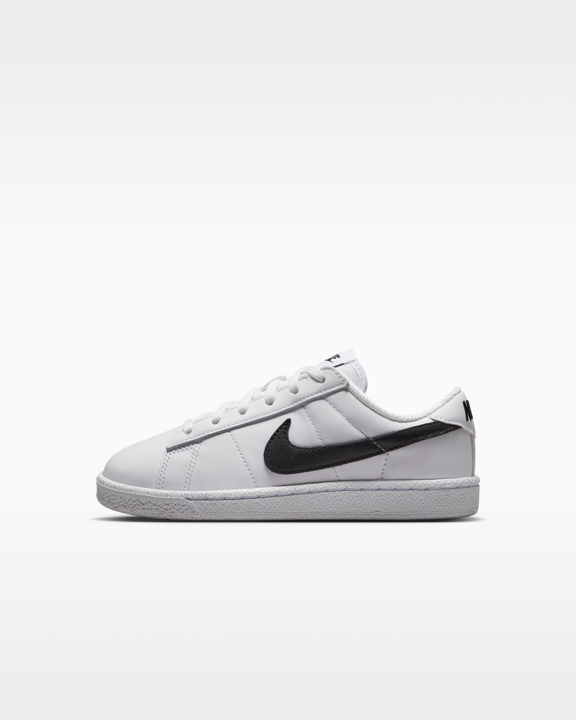 Nike Tennis Classic Younger Kids' Shoes - White/Black
