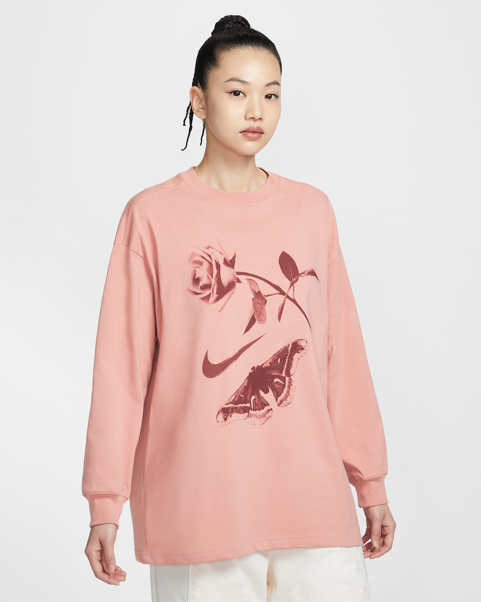 Nike Sportswear Women's Oversized Long-Sleeved T-Shirt - Red Stardust