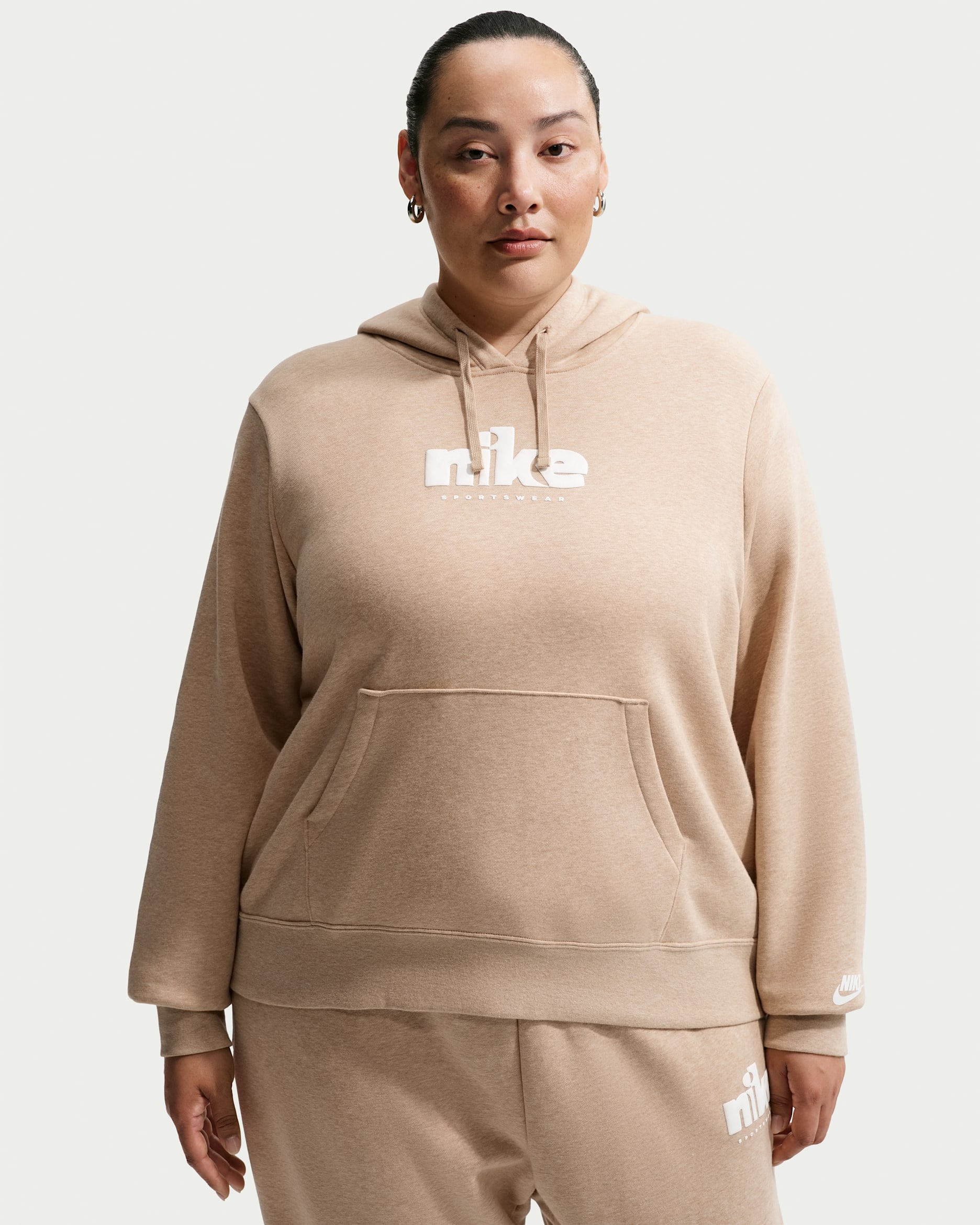 Nike Sportswear Club Fleece Women's Graphic Pullover Hoodie (Plus Size) - Linen/Heather/White