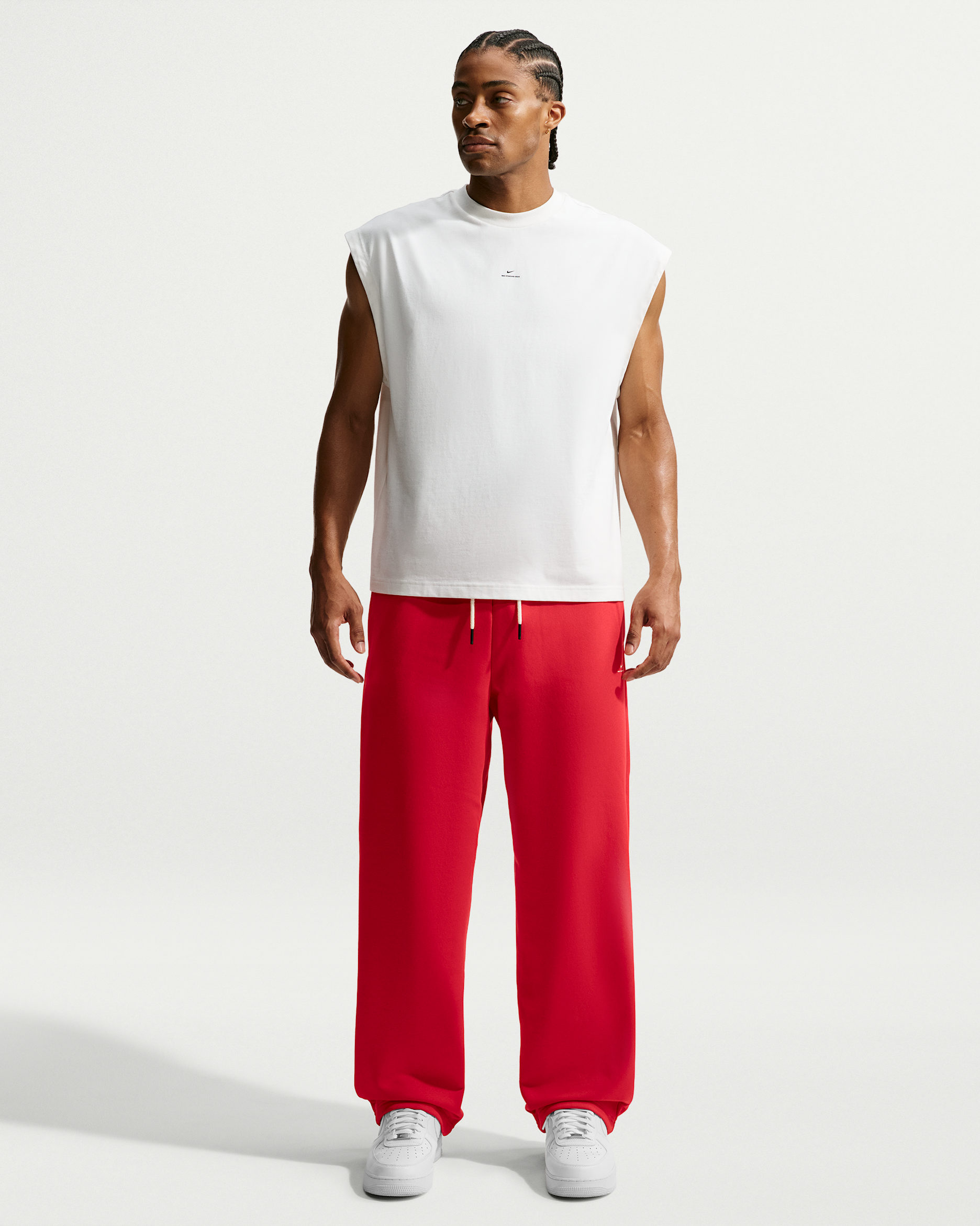 Nike Standard Issue Men's Therma-FIT Brushed Open-Hem Basketball Pants - University Red/Pale Ivory