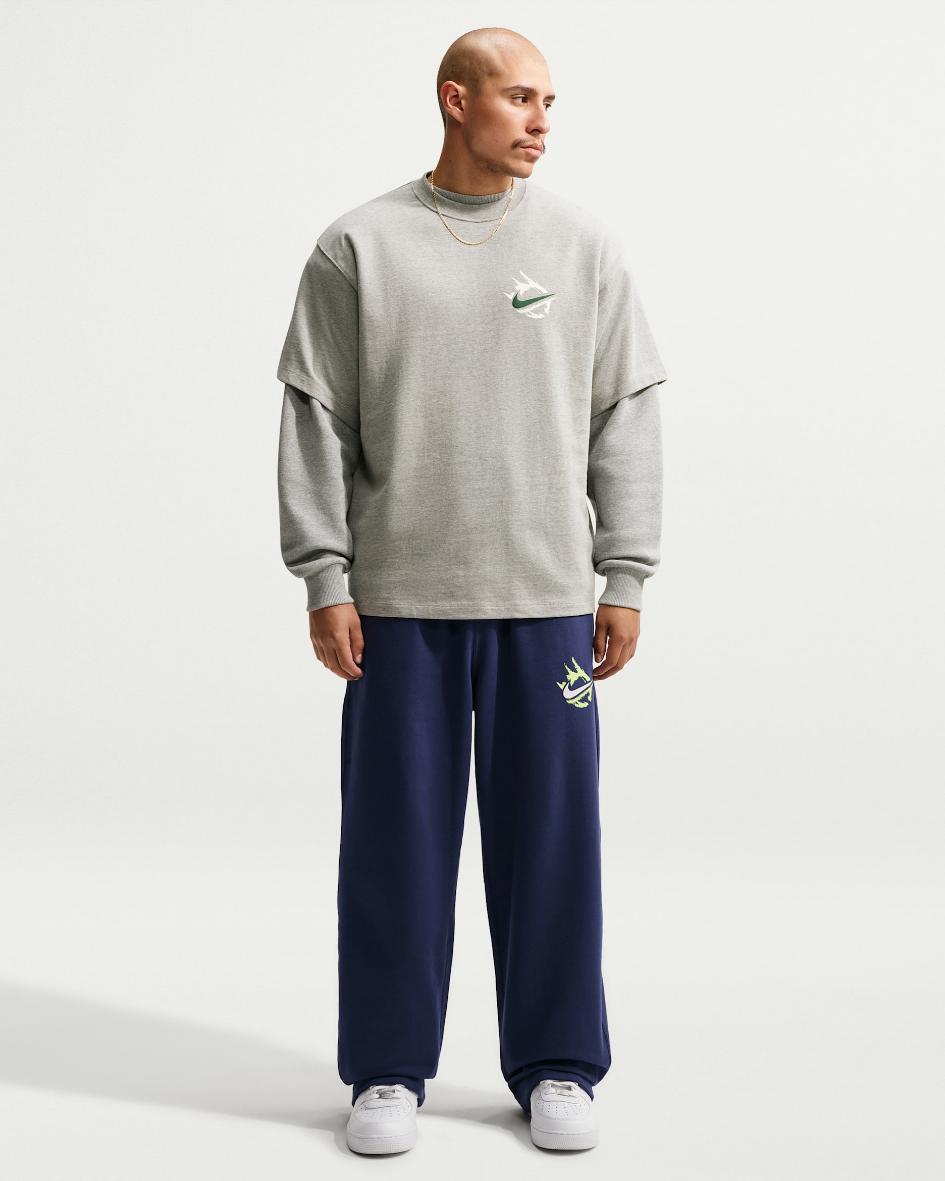 Nike Solo Swoosh Men's Fleece Open-Hem Trousers - Midnight Navy