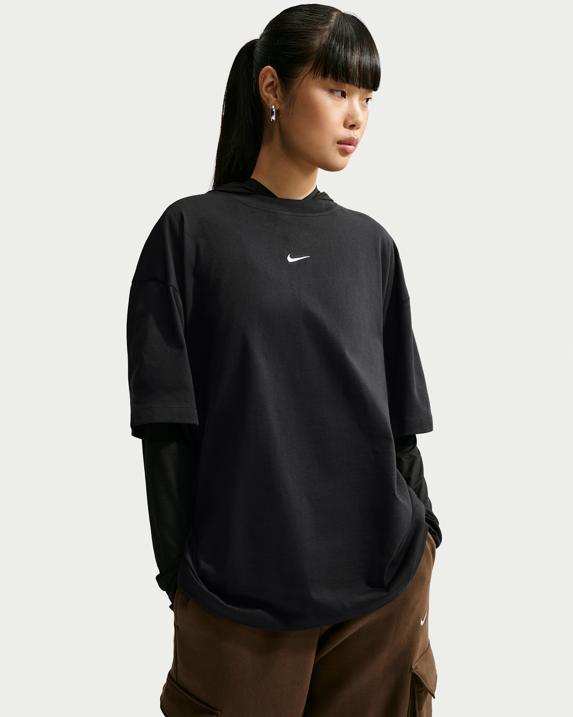 Nike Sportswear Classic Women's Oversized T-Shirt - Black/White