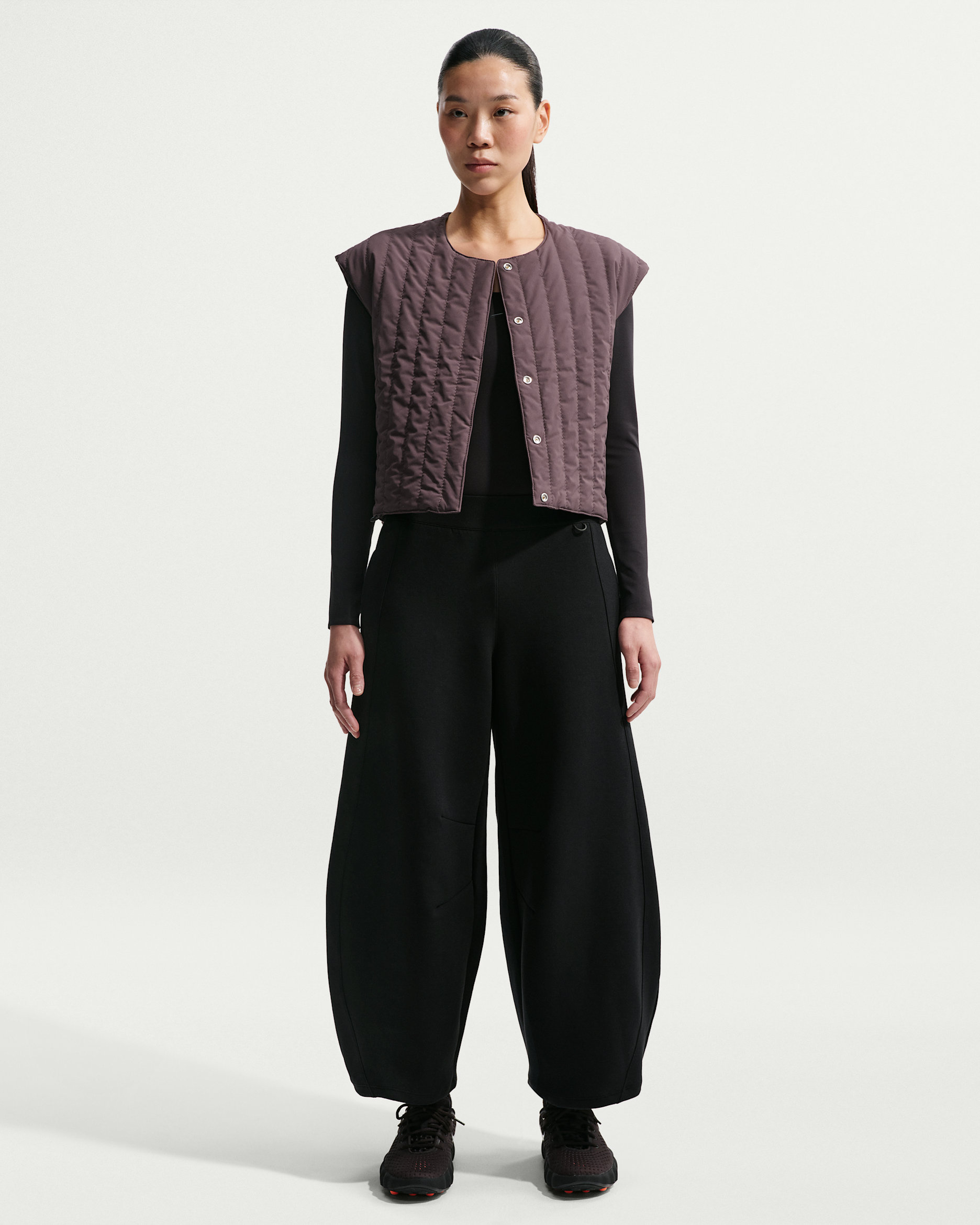 나이키 24.7 임파서블리소프트 여성 하이웨이스트 와이드 레그 팬츠 - 블랙/블랙/다크 스모크 그레이