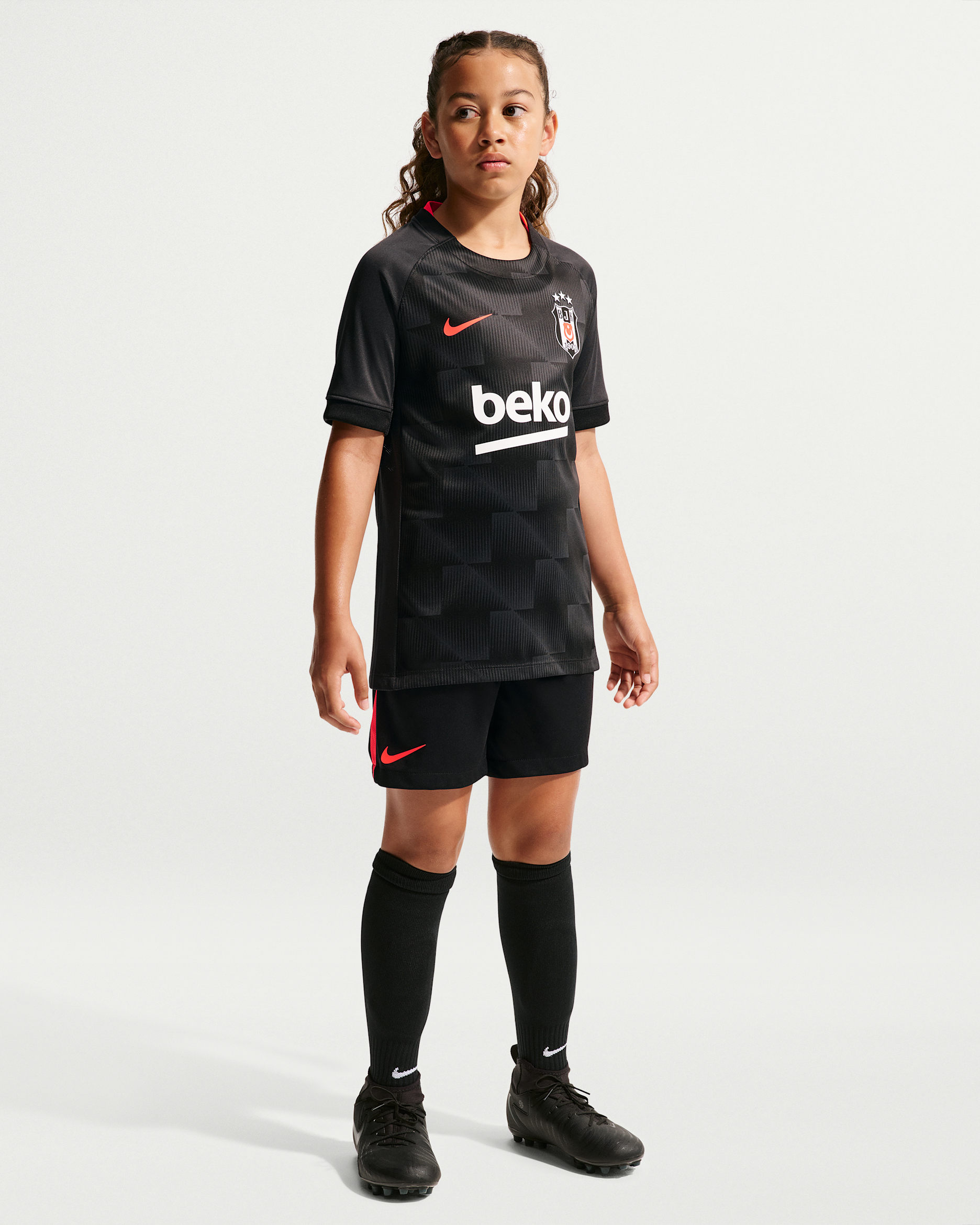 Beşiktaş J.K. Older Kids' Nike Football Knit Shorts - Black/Bright Crimson/Bright Crimson