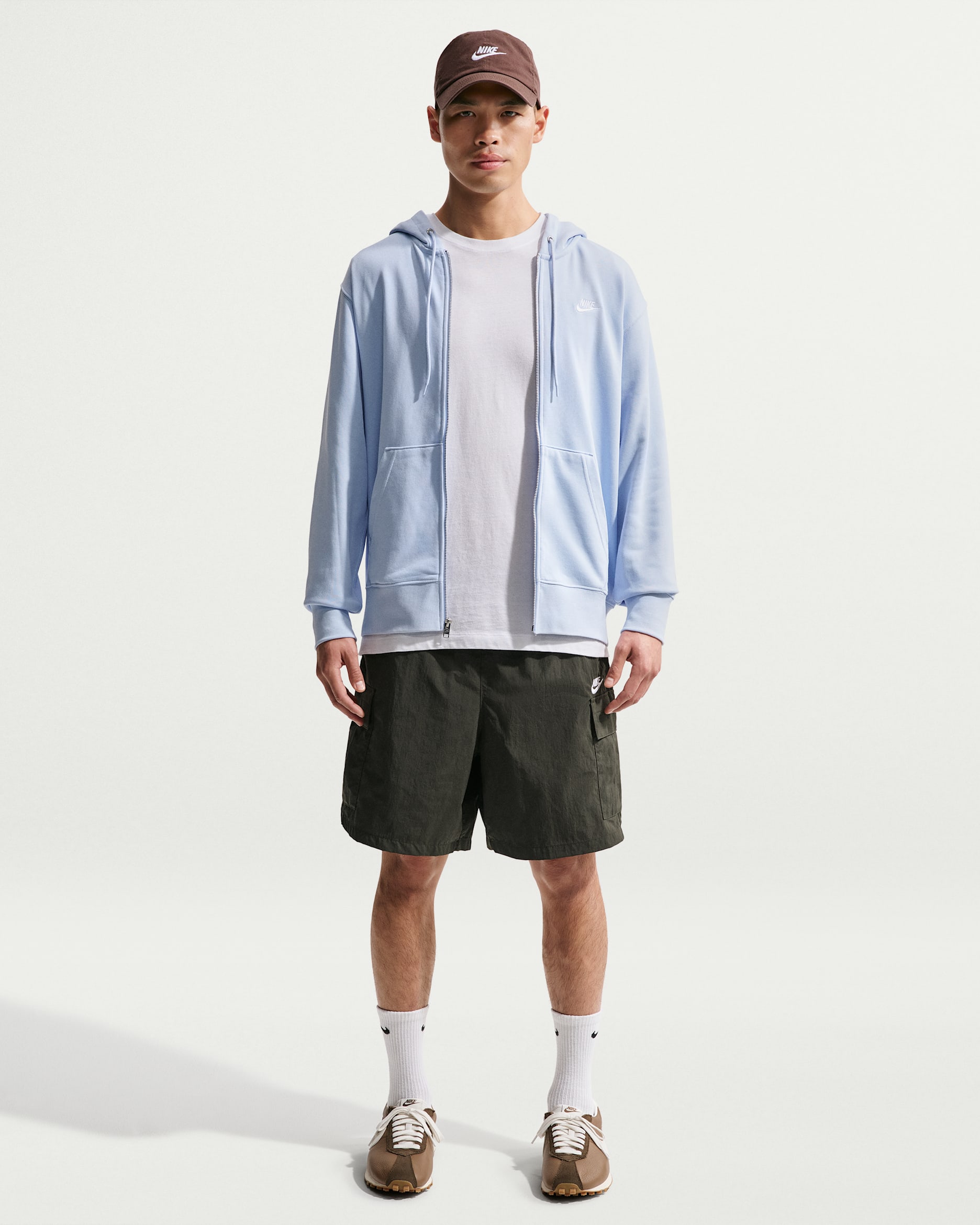 나이키 스포츠웨어 클럽 남성 유틸리티 쇼츠 - 세쿼이아/화이트