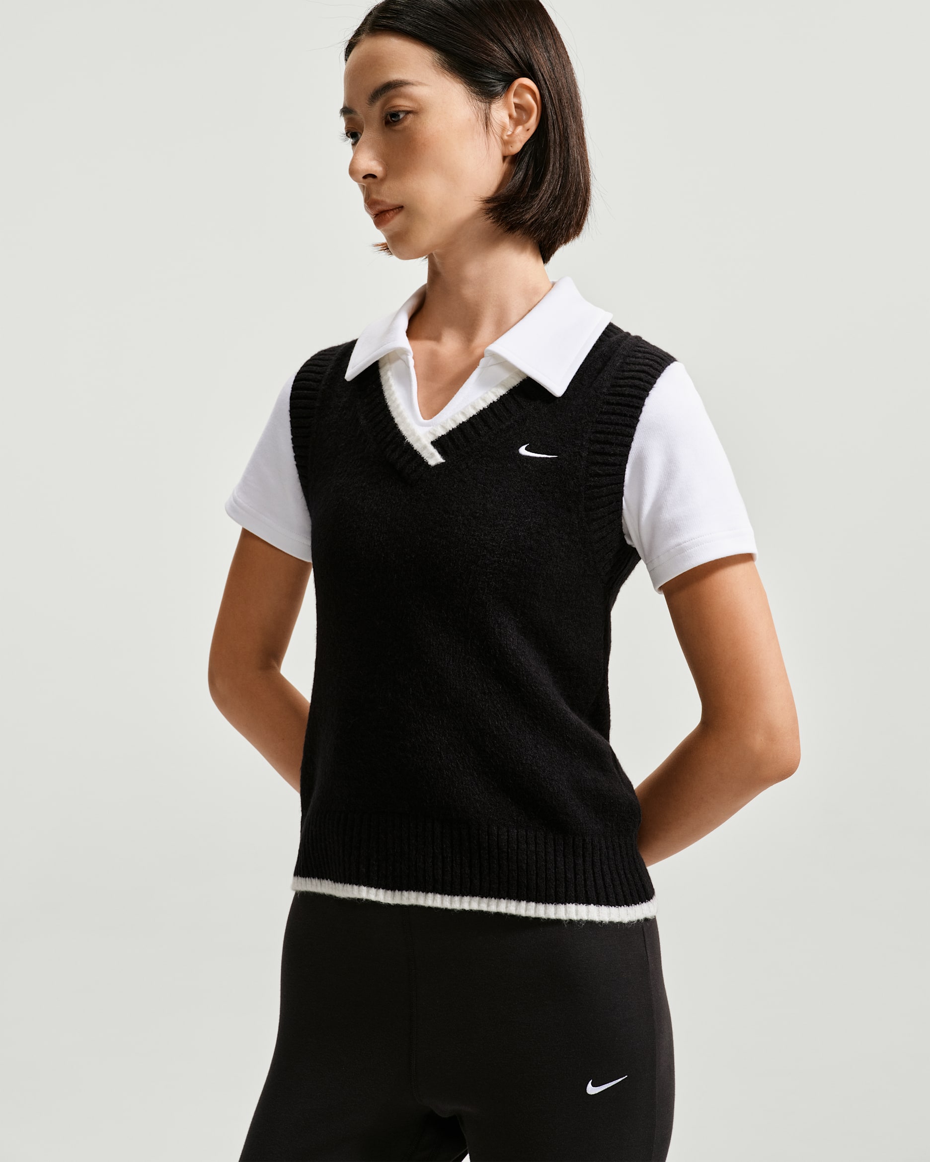 Nike Sportswear Chill Knit Women's Loose Sleeveless Jumper - Black/White/White