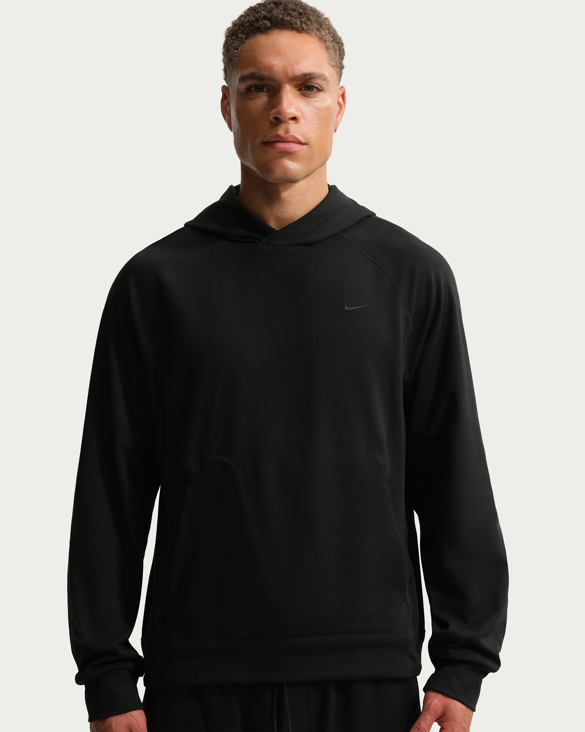 Nike Primary NanoKnit Dri-FIT treningsshettegenser med UV-beskyttelse til herre - Svart/Svart