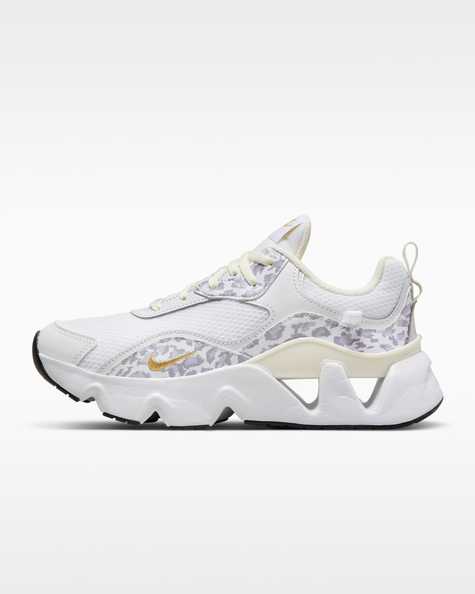Nike RYZ 365 2 Women's Shoes - White/Light Bone/Sail/Archaeo Brown