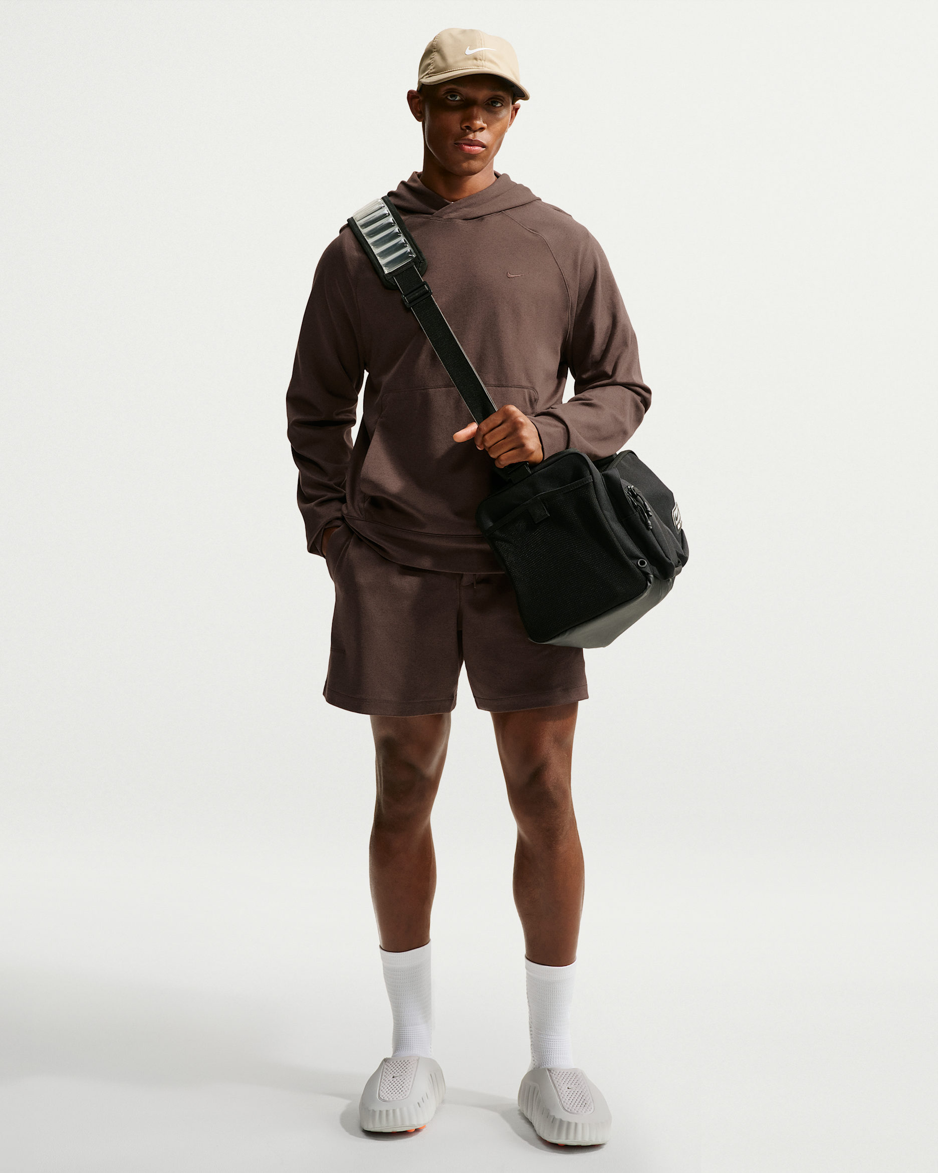 Nike Primary NanoKnit Dri-FIT Performance-shorts (18 cm) til mænd - Baroque Brown/Rugged Orange/Heather/Baroque Brown