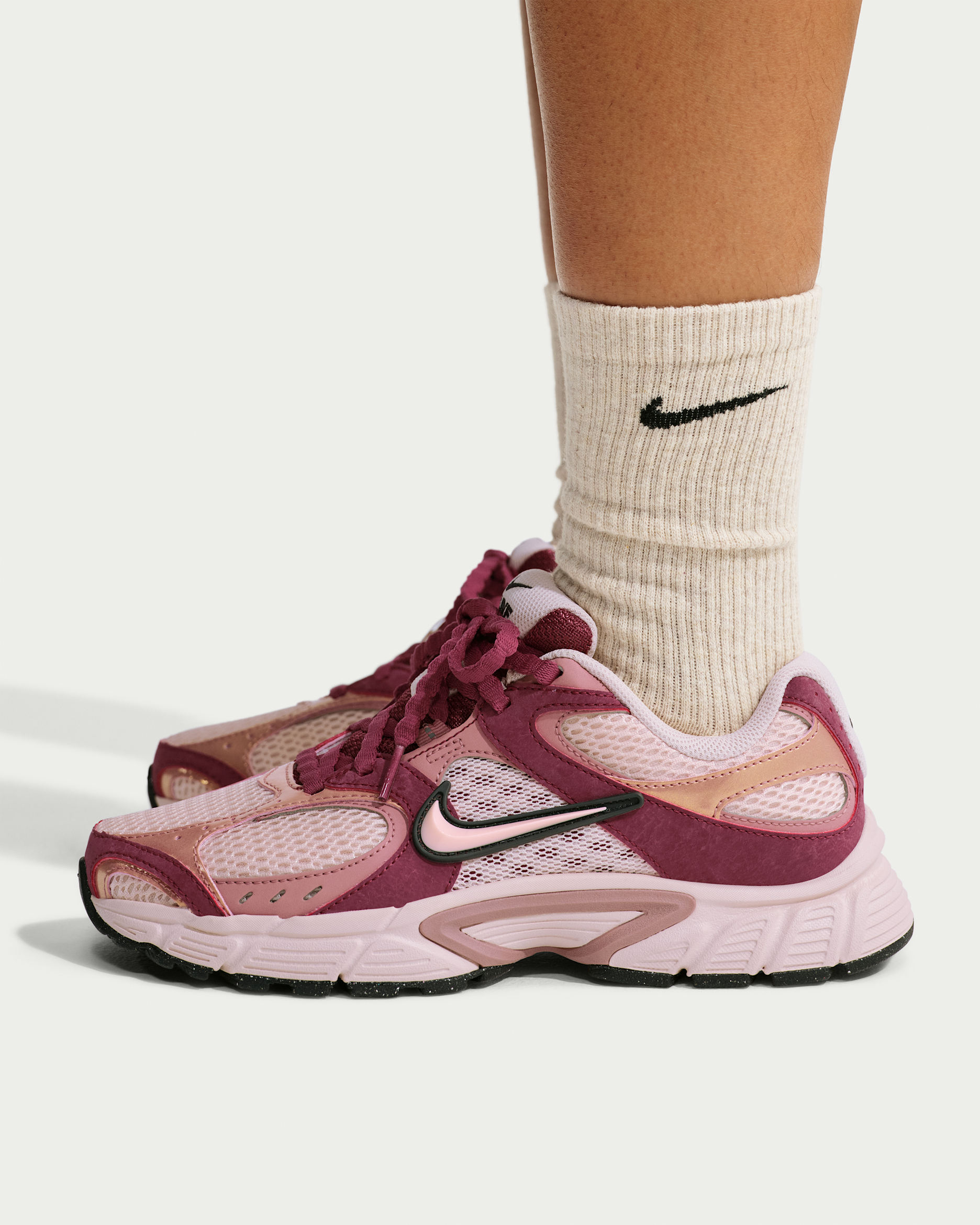 Nike V5 RNR LX Women's Shoes - Orange Pearl/Pink Smoke/Rust Pink/Orange Pearl