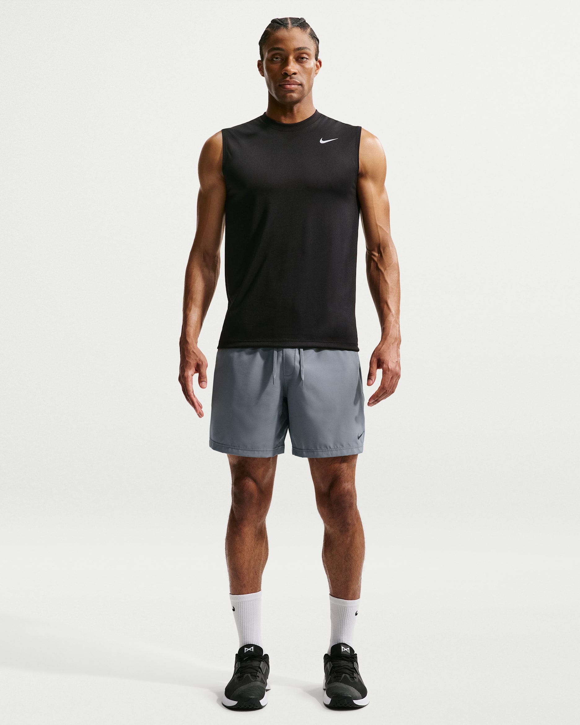 Shorts versatili Dri-FIT non foderati 18 cm Nike Form – Uomo - Smoke Grey/Nero