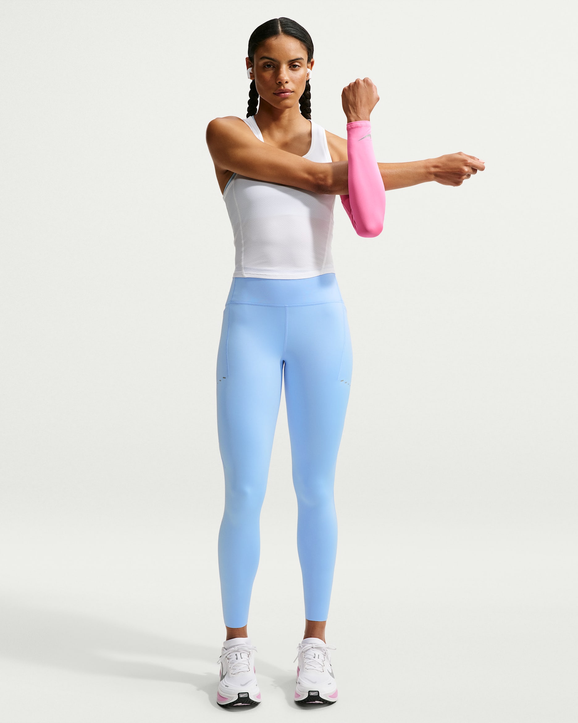 Nike Swift Women's High-Waisted 7/8 Running Leggings with Pockets - Aluminium