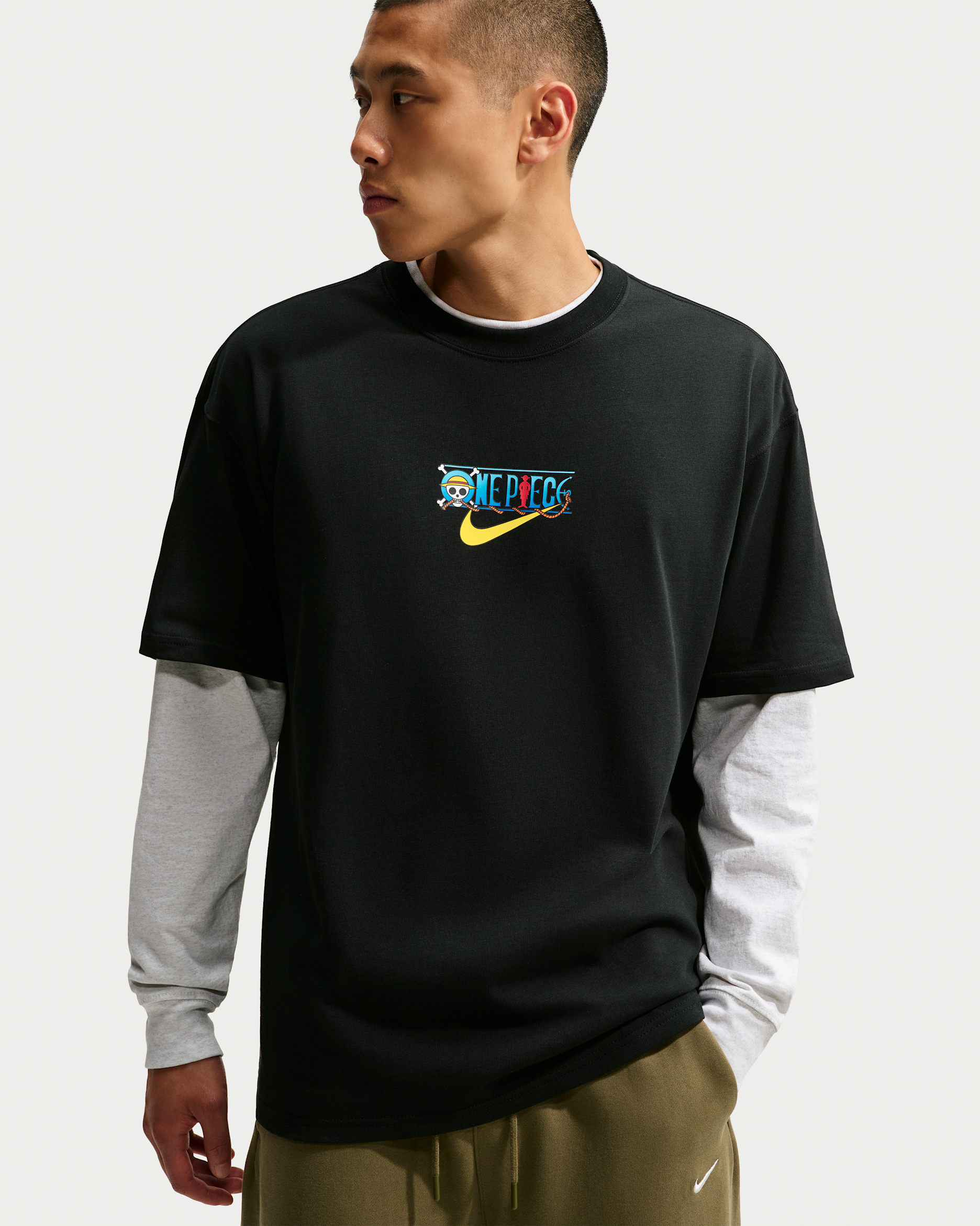 ナイキ x ワンピース メンズ Tシャツ - ブラック