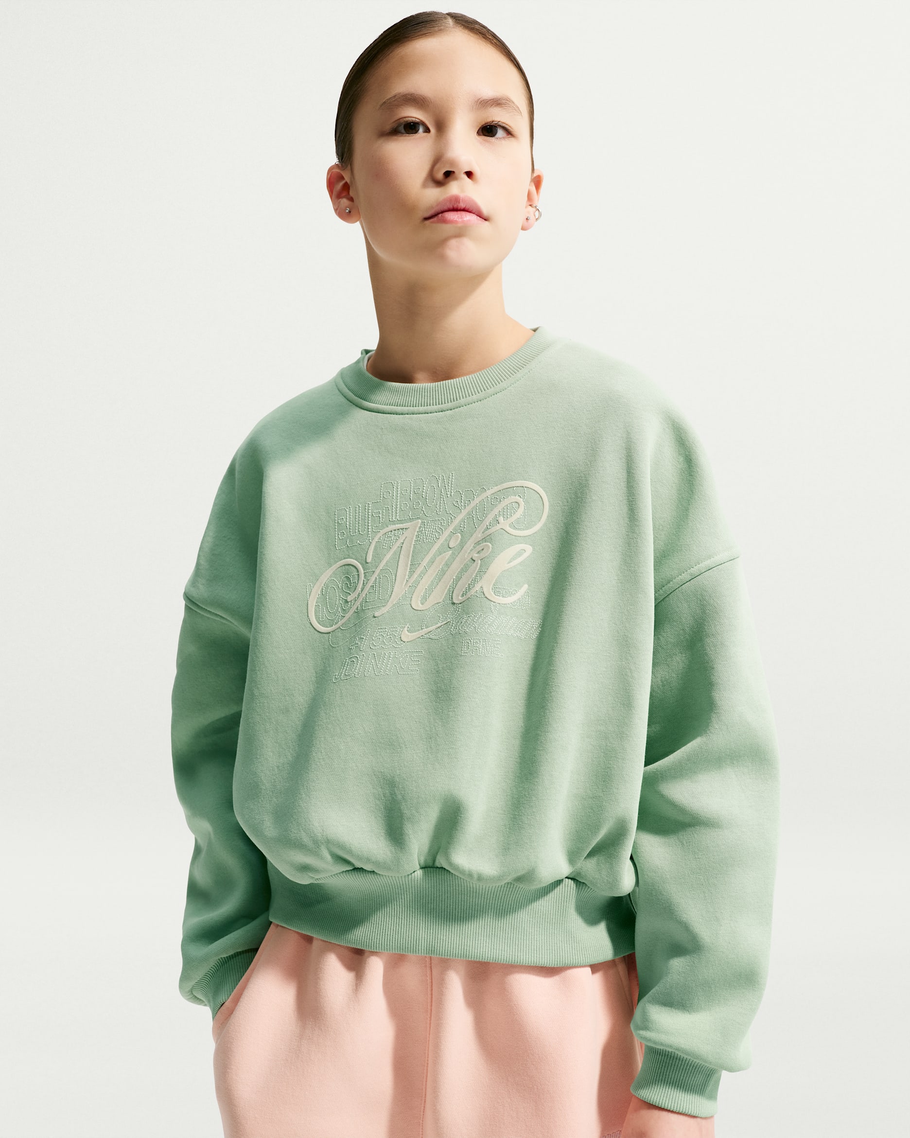 Nike Sportswear Club Fleece Older Kids' (Girls') Boxy Crew-Neck Sweatshirt - Steam