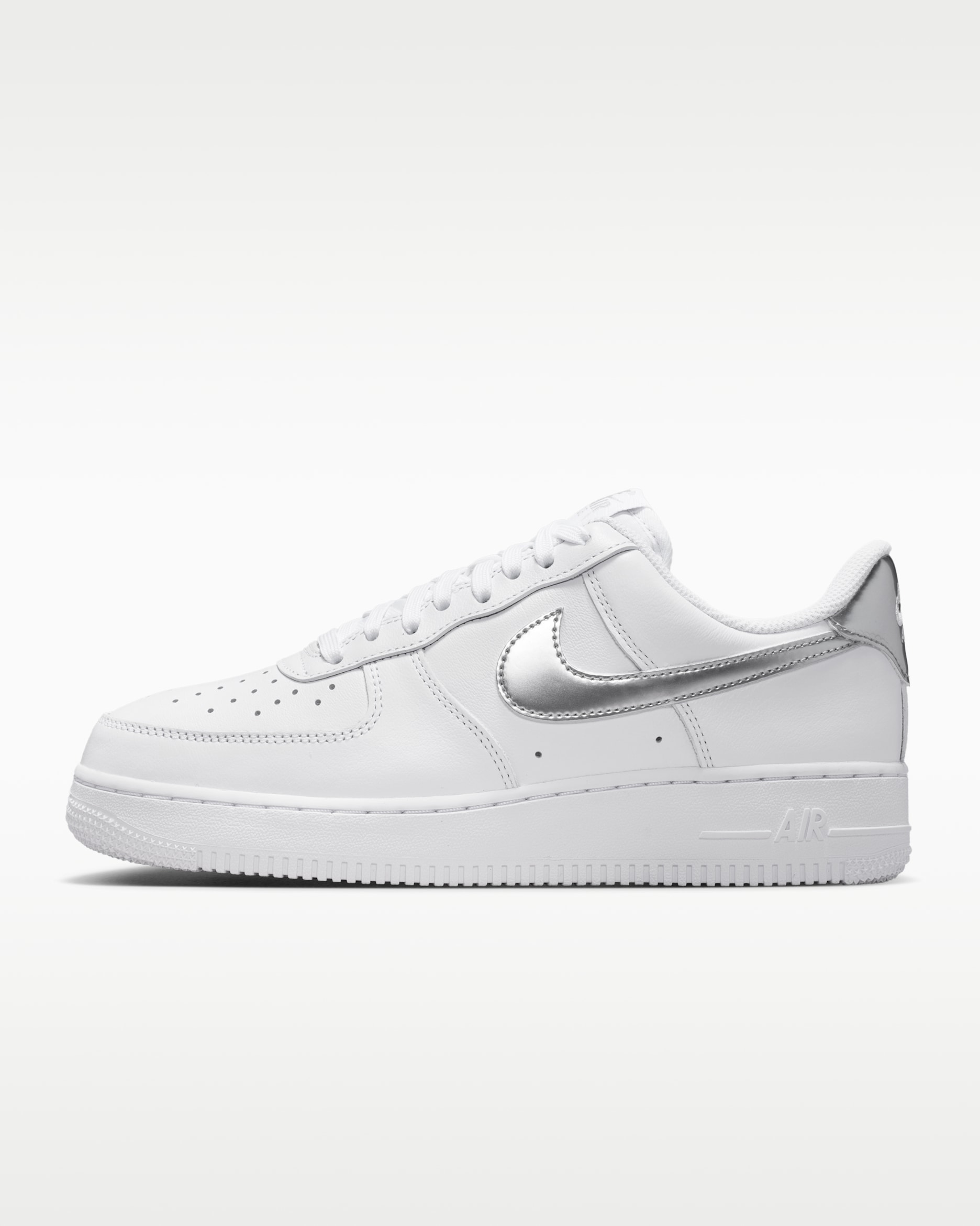 Nike Air Force 1 '07 SE Women's Shoes - White/Metallic Silver