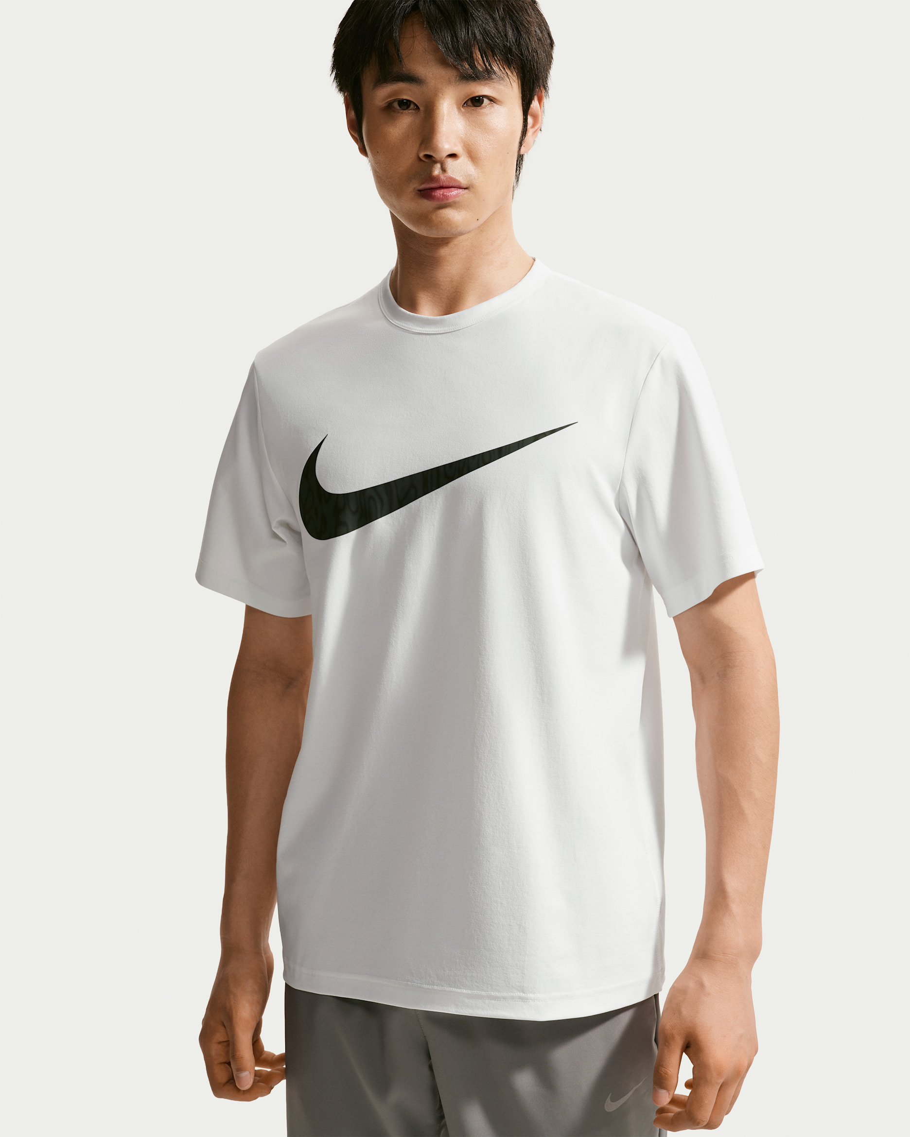 เสื้อยืดเทรนนิ่งป้องกัน UV ผู้ชาย Dri-FIT Nike Hyverse - ขาว