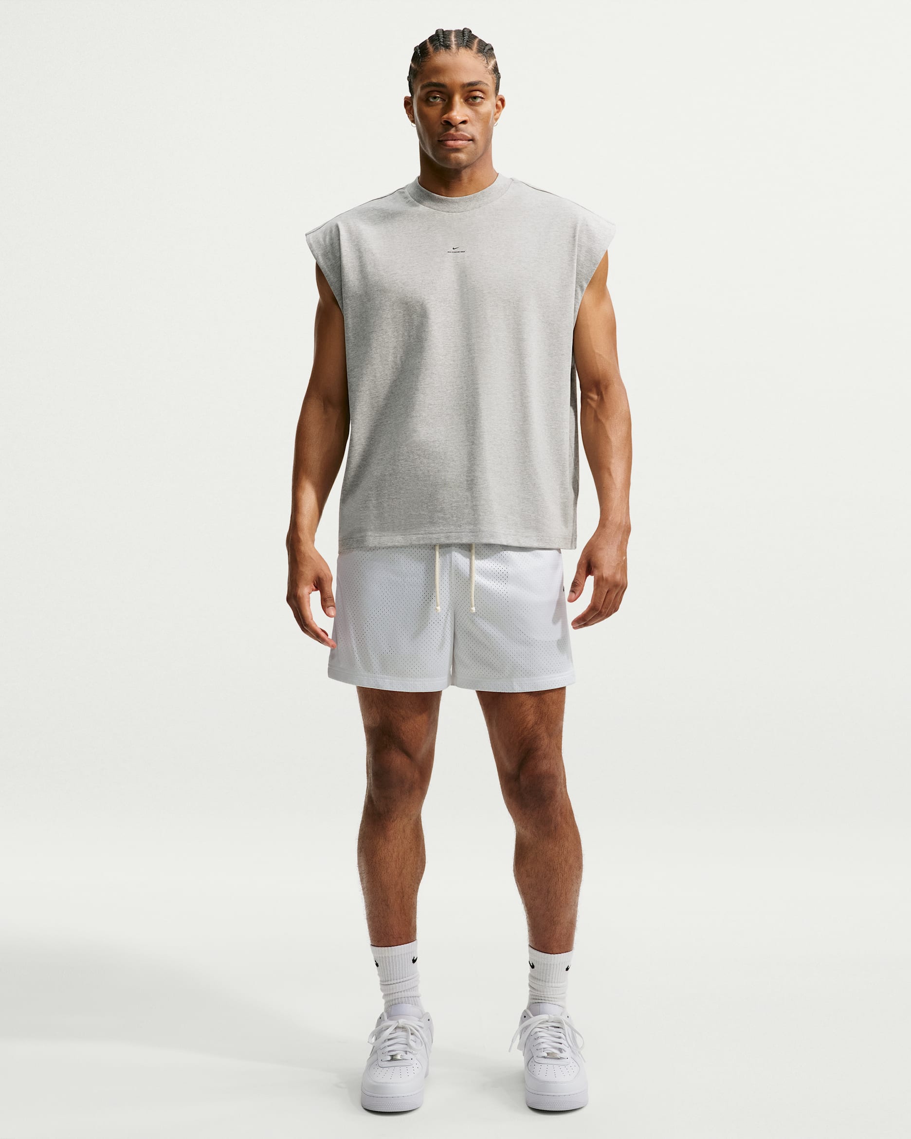 Nike Standard Issue Men's 5" Practice Mesh Basketball Shorts - White/Pale Ivory/Black