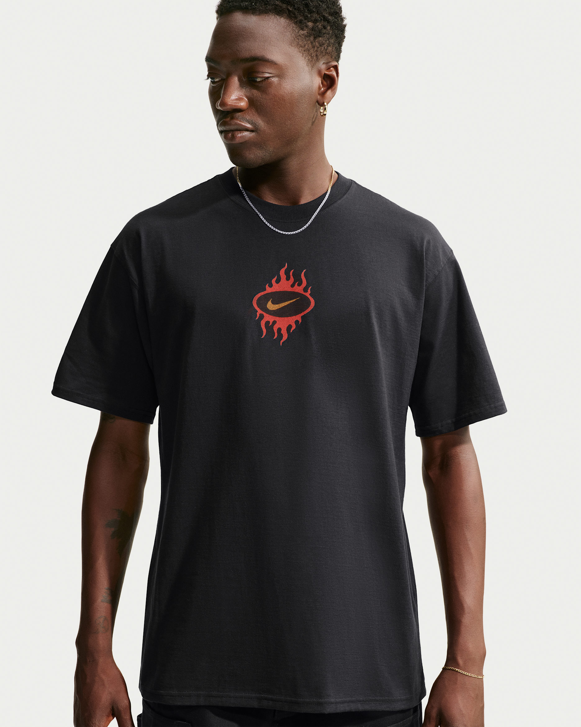 Nike Sportswear Men's T-Shirt - Black
