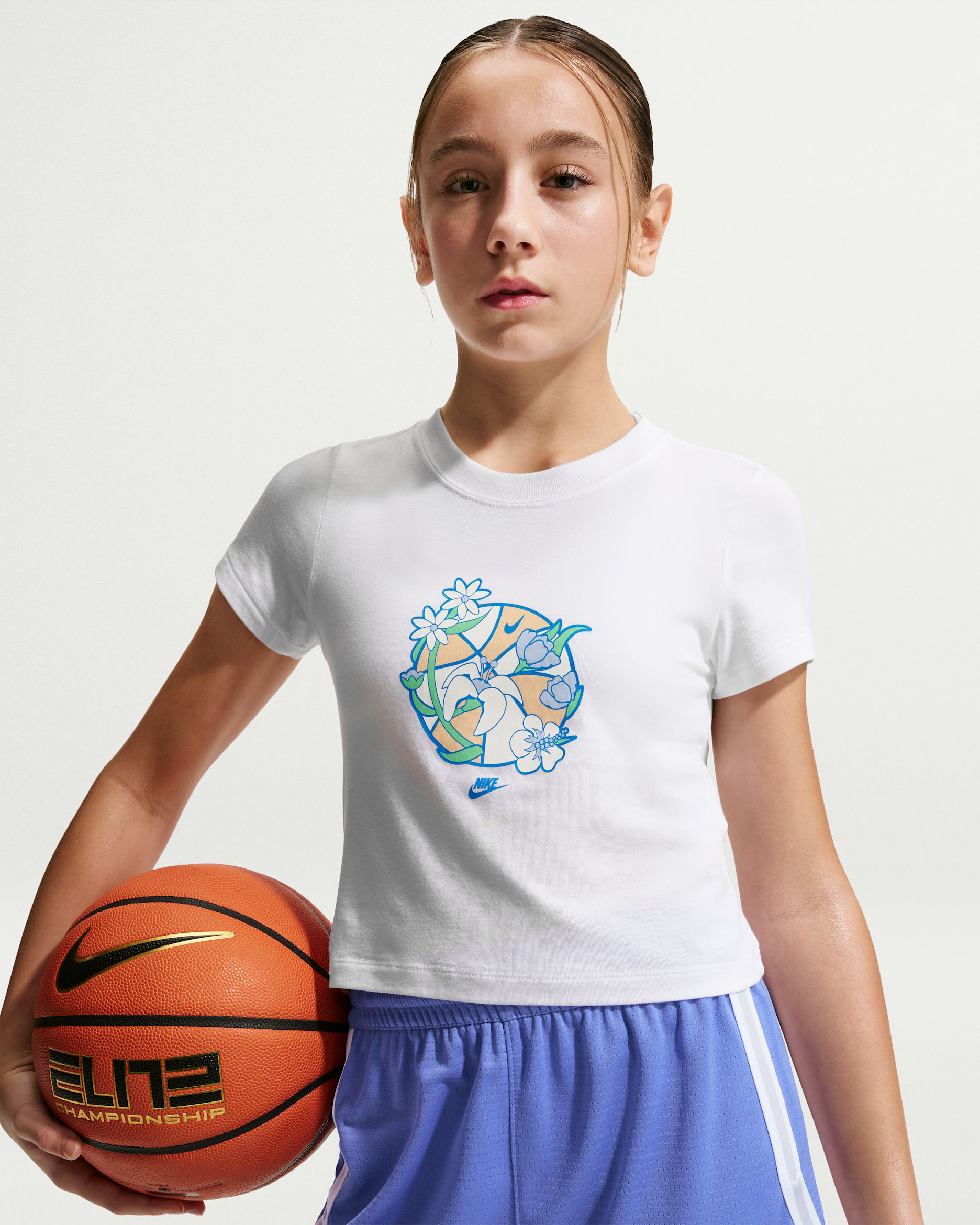 Nike Older Kids' (Girls') T-Shirt - White