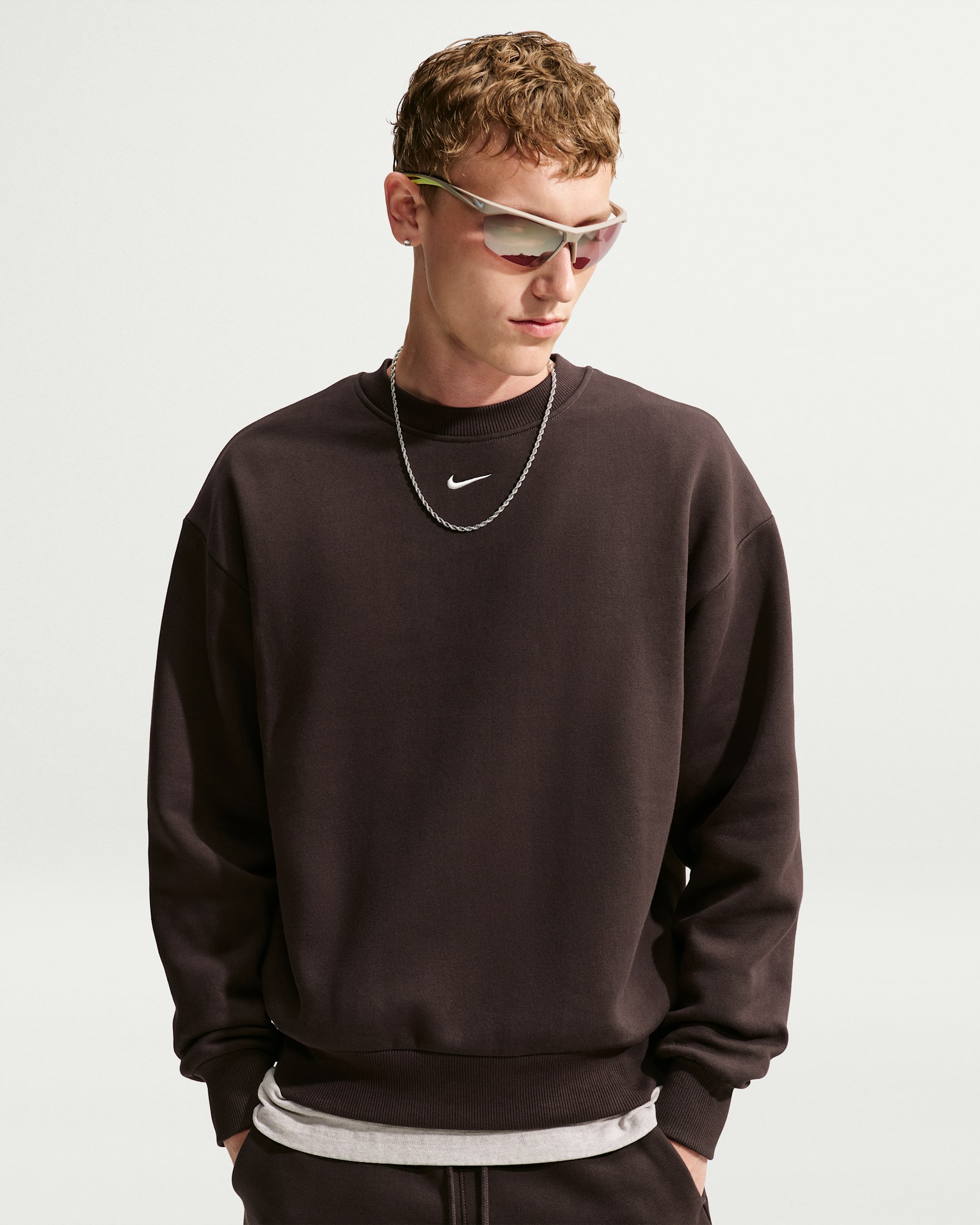 Nike Solo Fleece Men's Crew-Neck Sweatshirt - Velvet Brown/Sail